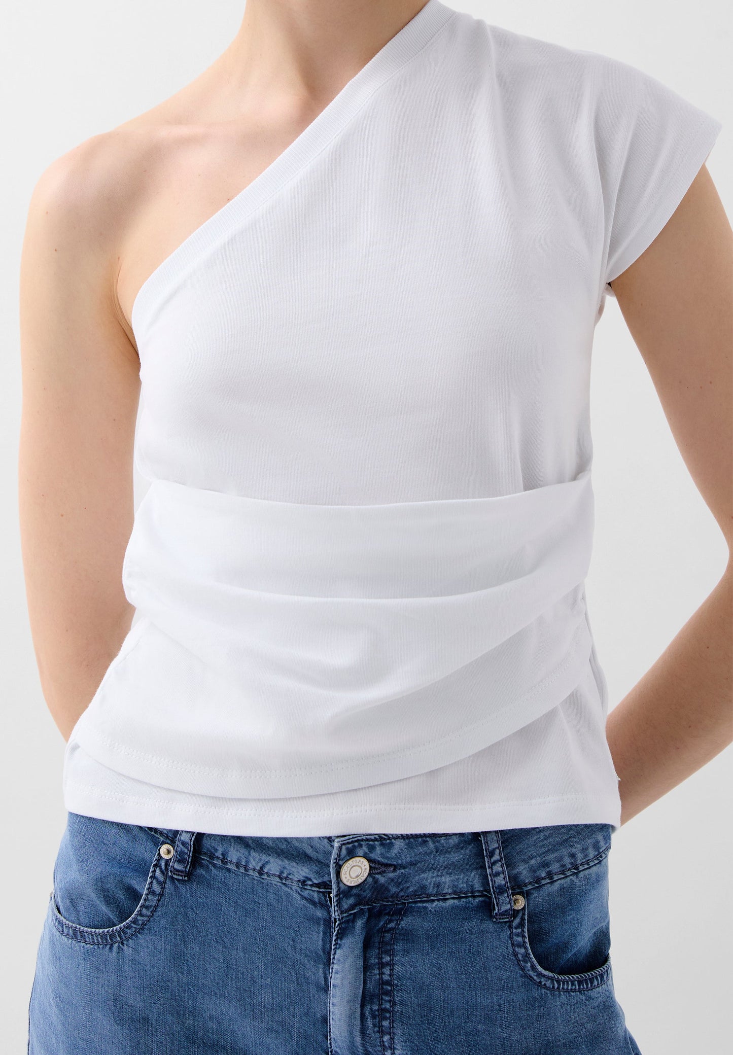 TOP ASIMÉTRICO DRAPEADO