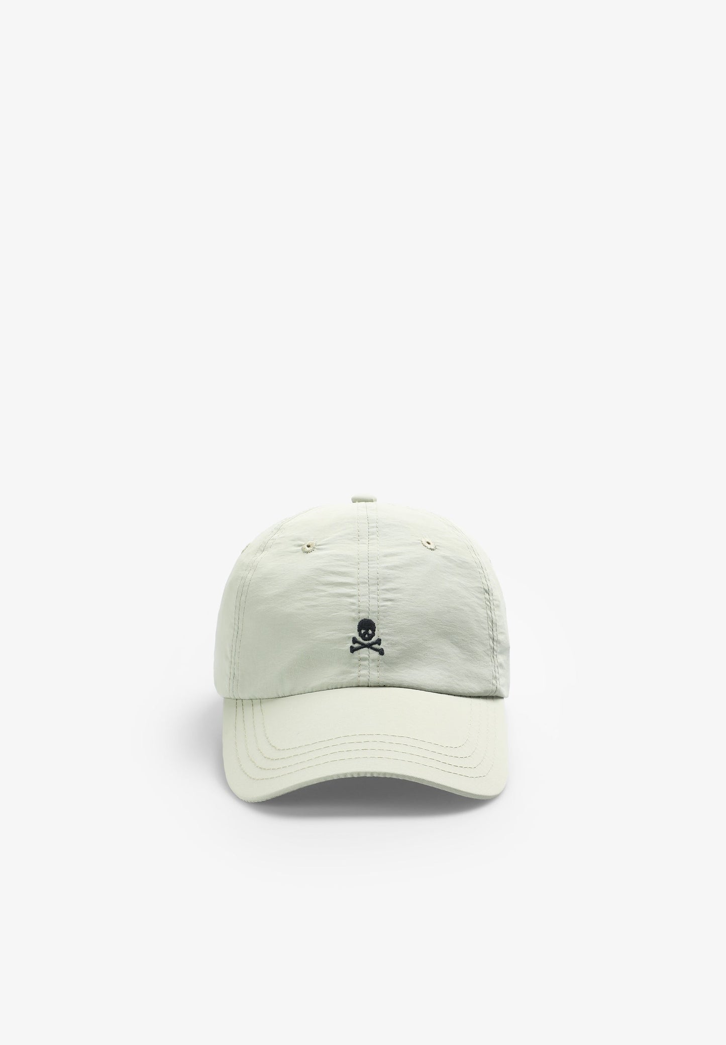 GORRA CALAVERA BORDADA CONTRASTE