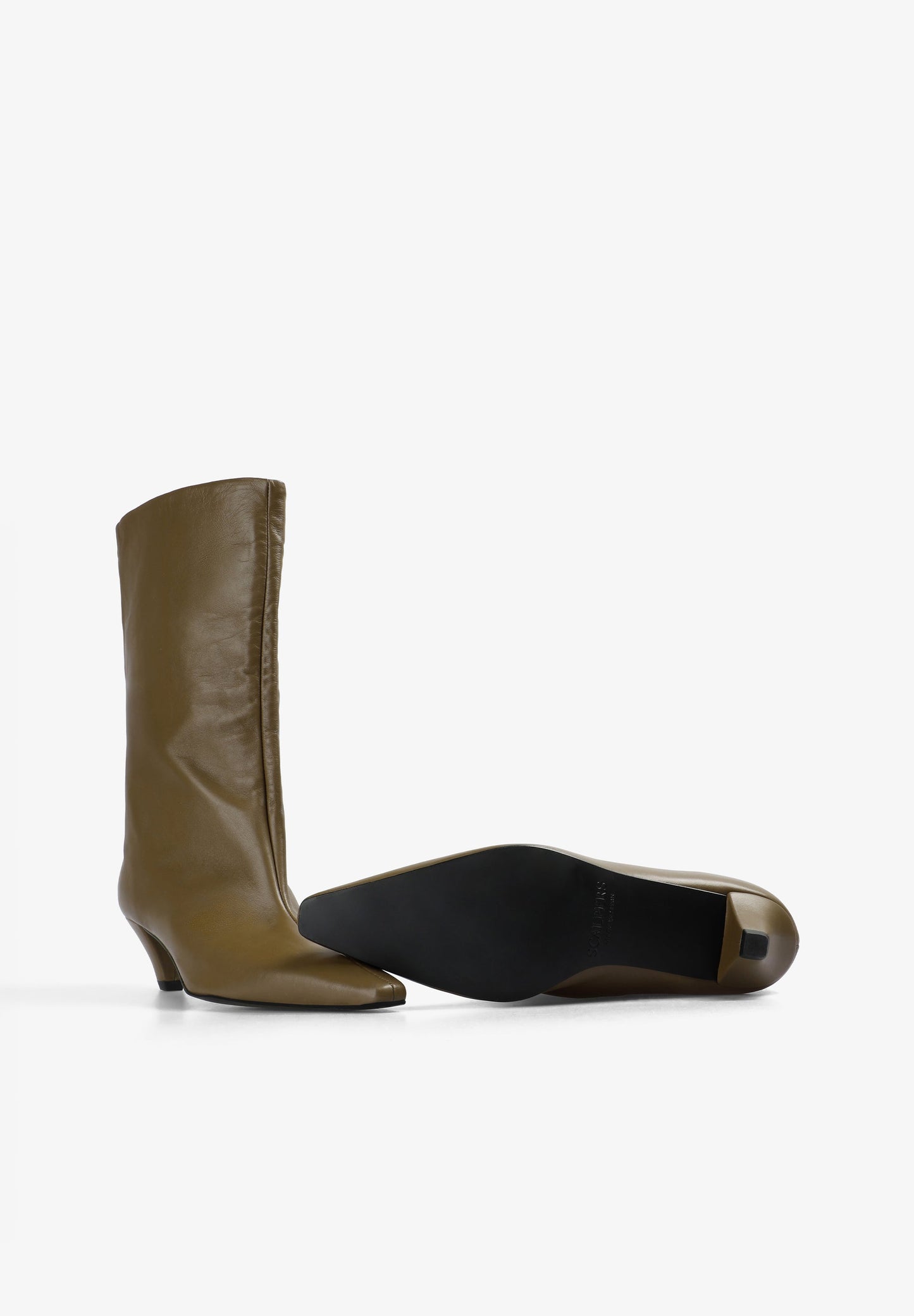 BOTA PIEL FRUNCIDO PUNTA