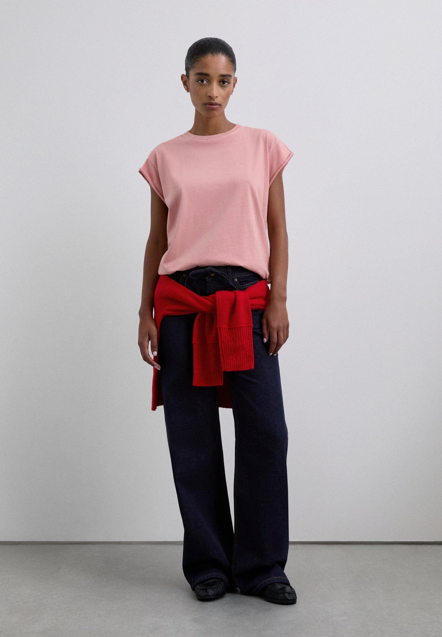 POLERA BÁSICA CALAVERA