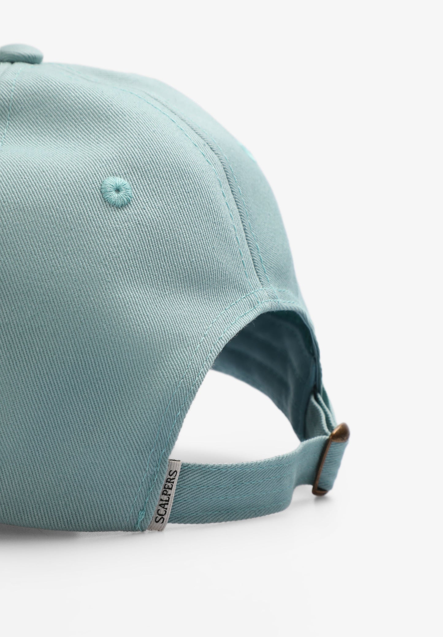 GORRA BORDADA CONTRASTE