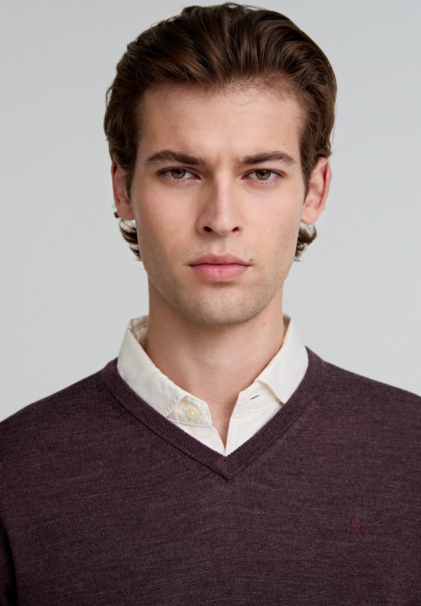 SWEATER LANA CUELLO EN V