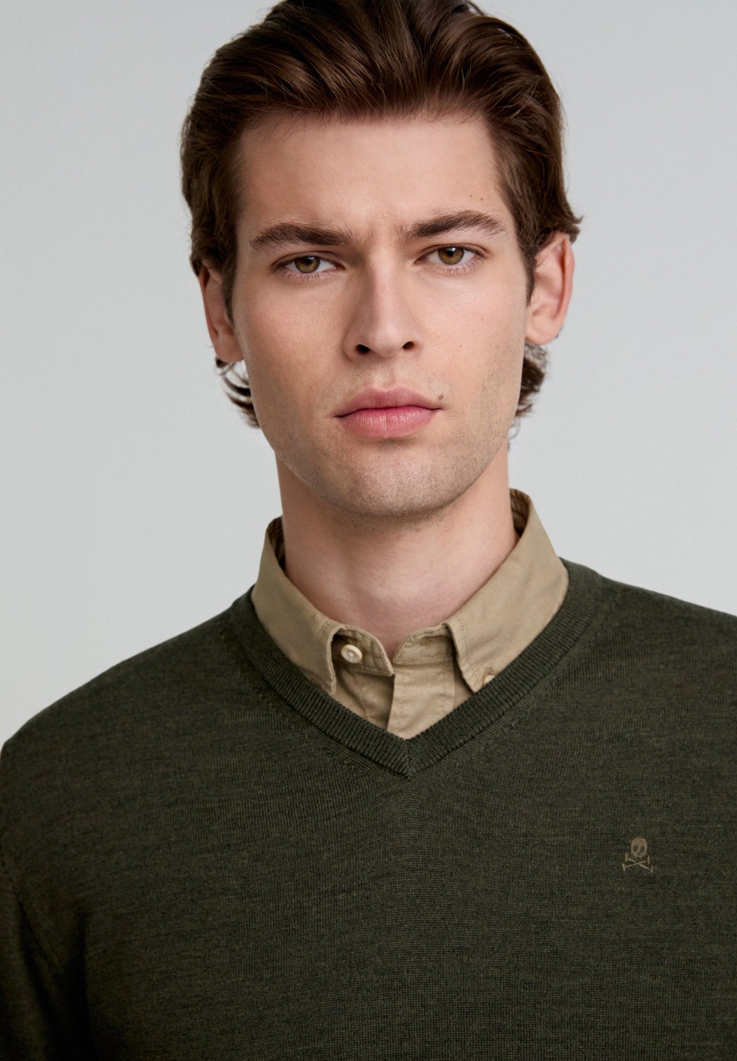 SWEATER LANA CUELLO EN V
