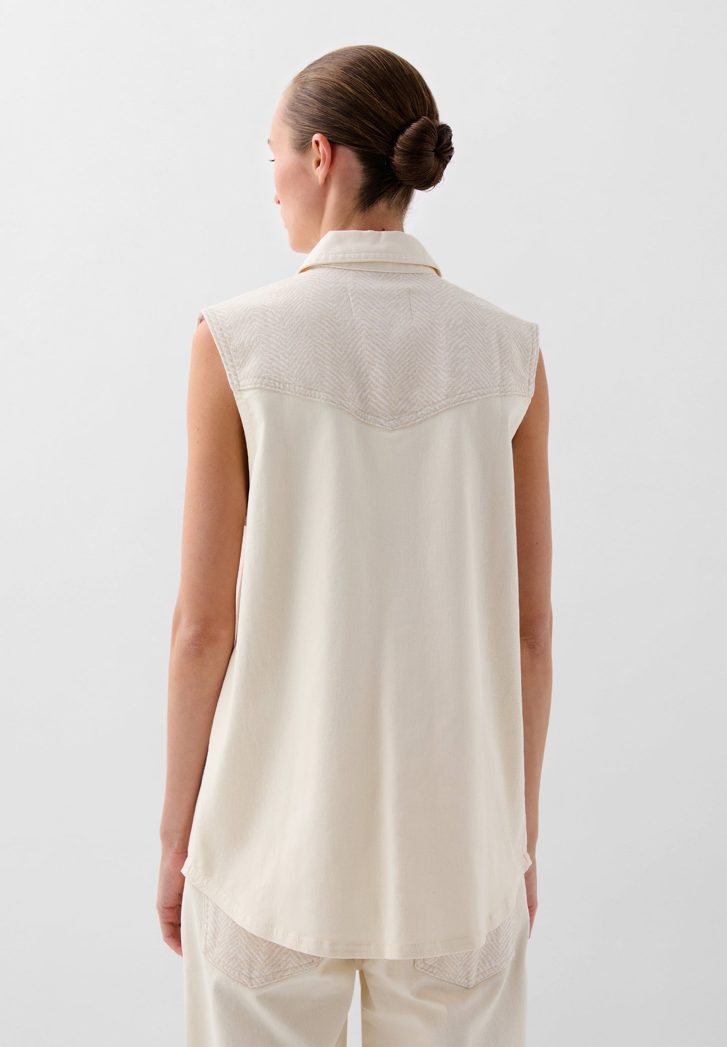 CHAQUETA BOLSILLOS CONTRASTE