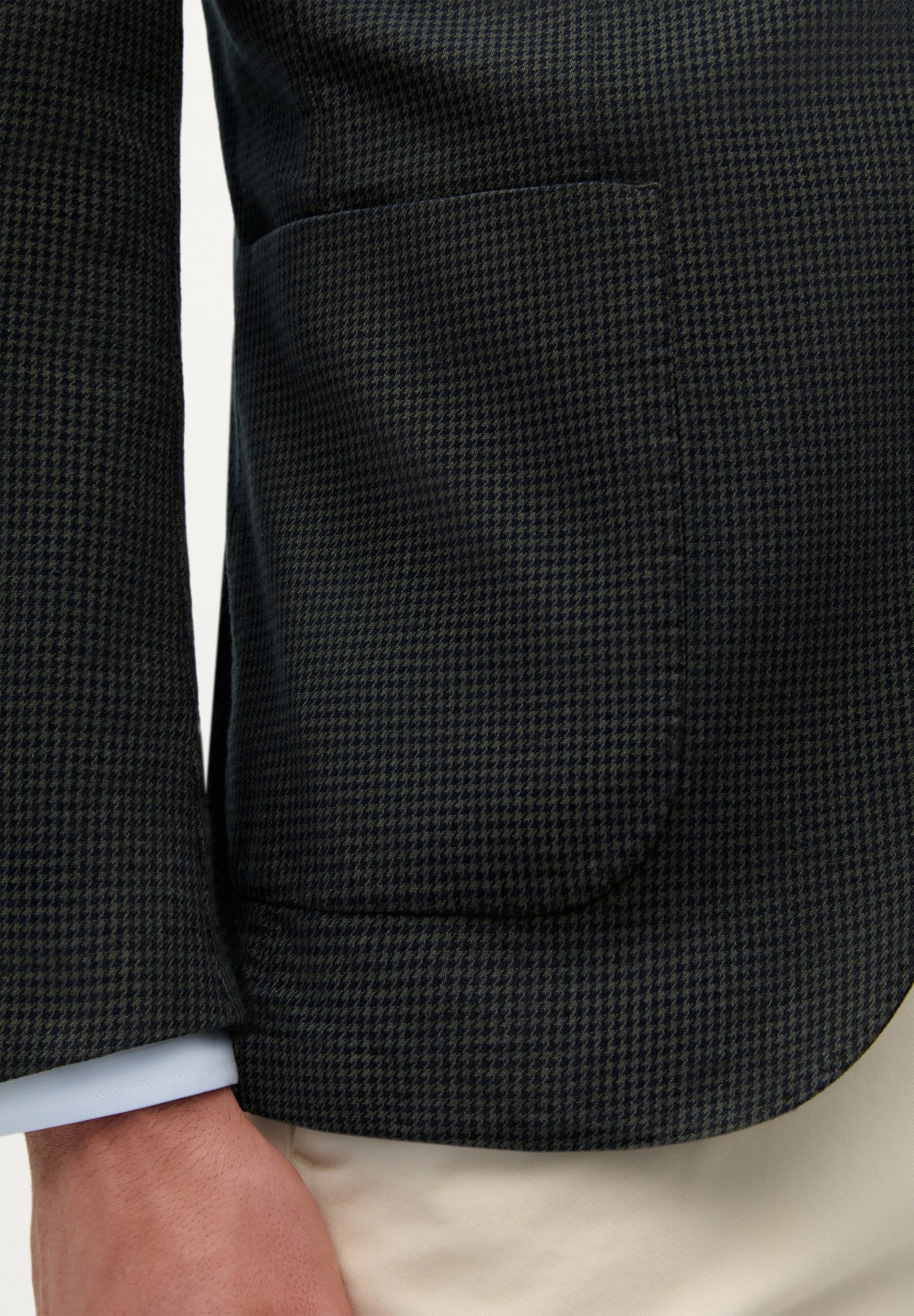 BLAZER ENTALLADA BOLSILLOS