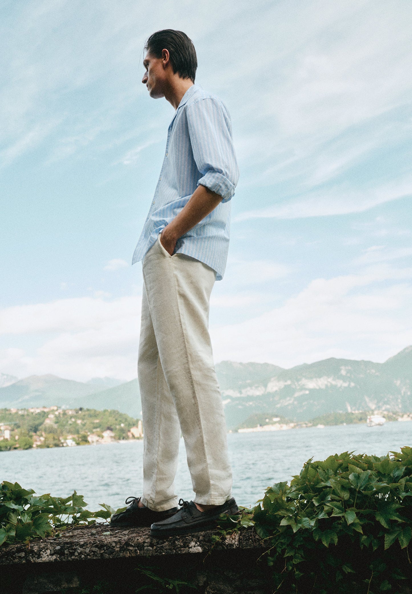 PANTALÓN PINZAS LINO