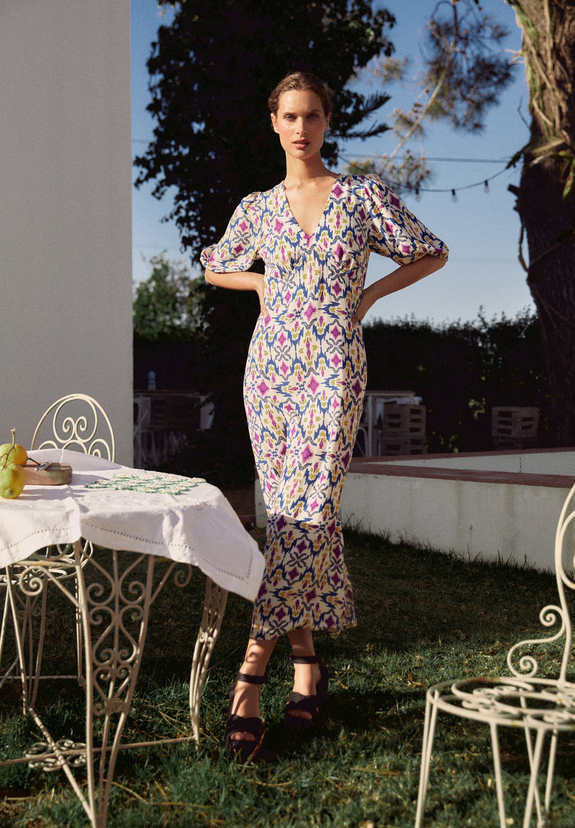 VESTIDO MIDI PRINT ABERTURA ESPALDA