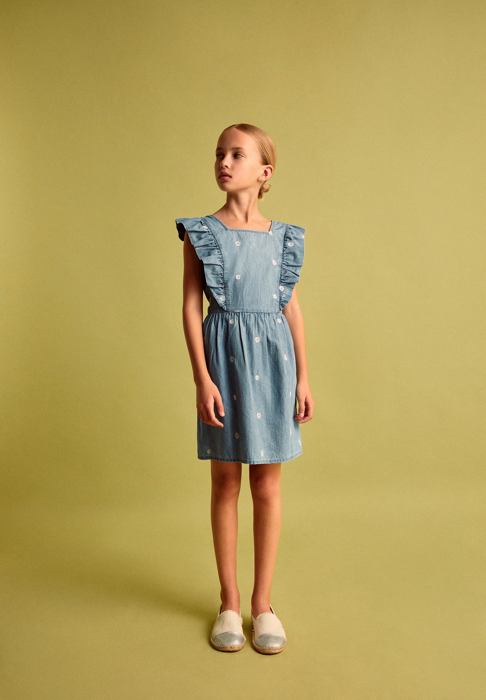 VESTIDO DENIM BORDADO