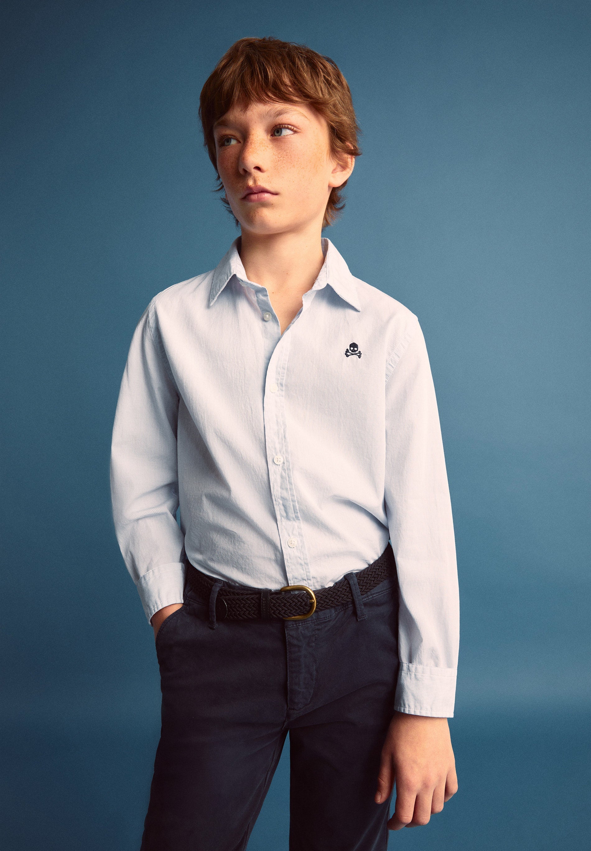 CAMISA CALAVERA CONTRASTE