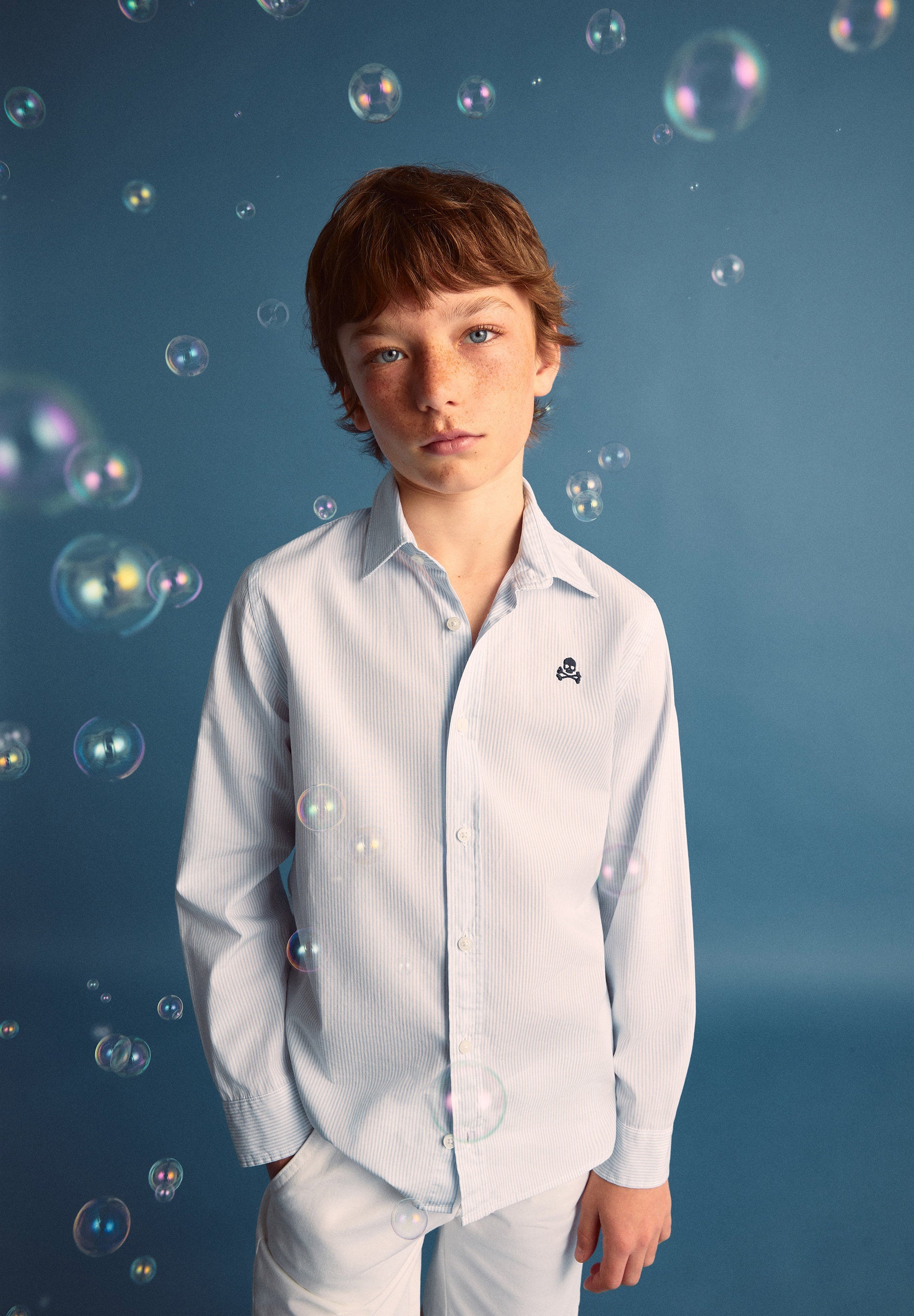 CAMISA CALAVERA CONTRASTE