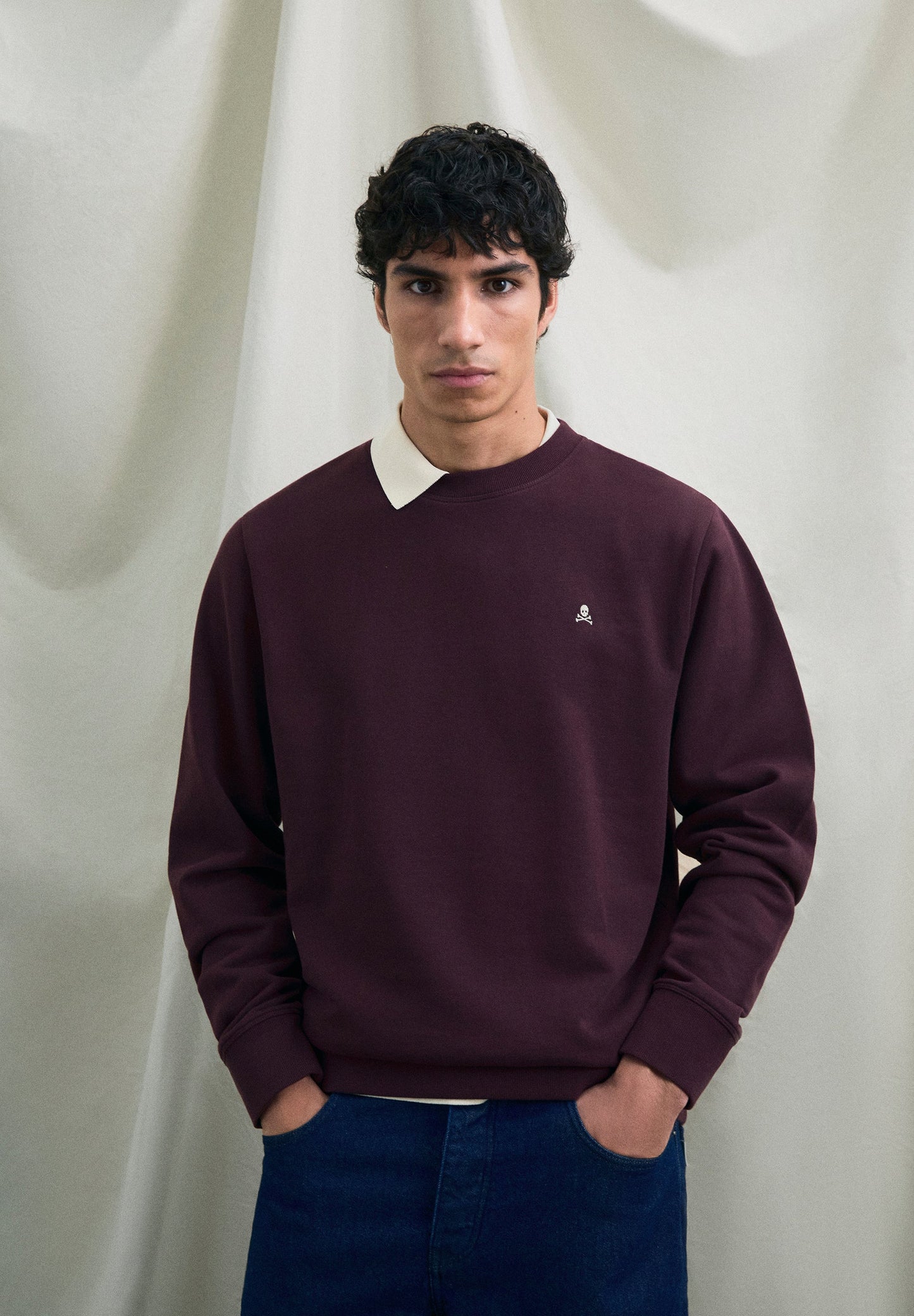 POLERÓN BORDADA CONTRASTE ALGODÓN