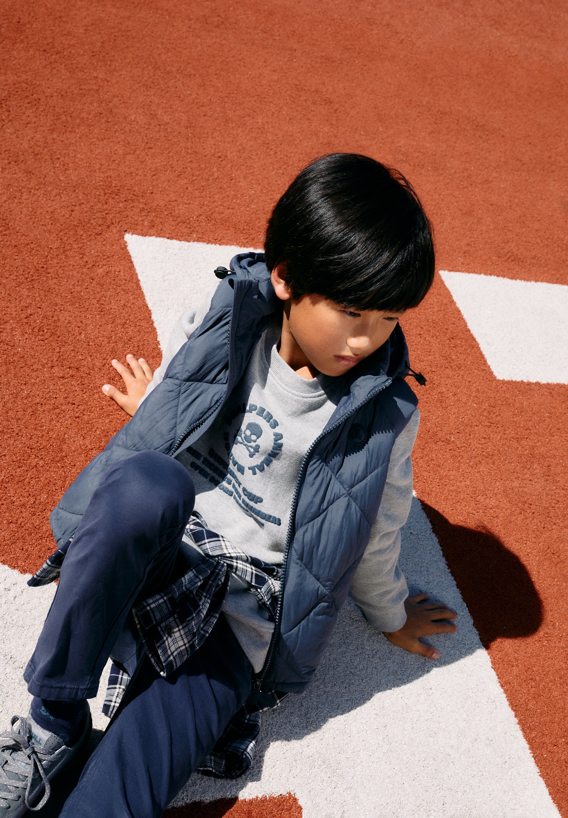 CHALECO ACOLCHADO CAPUCHA