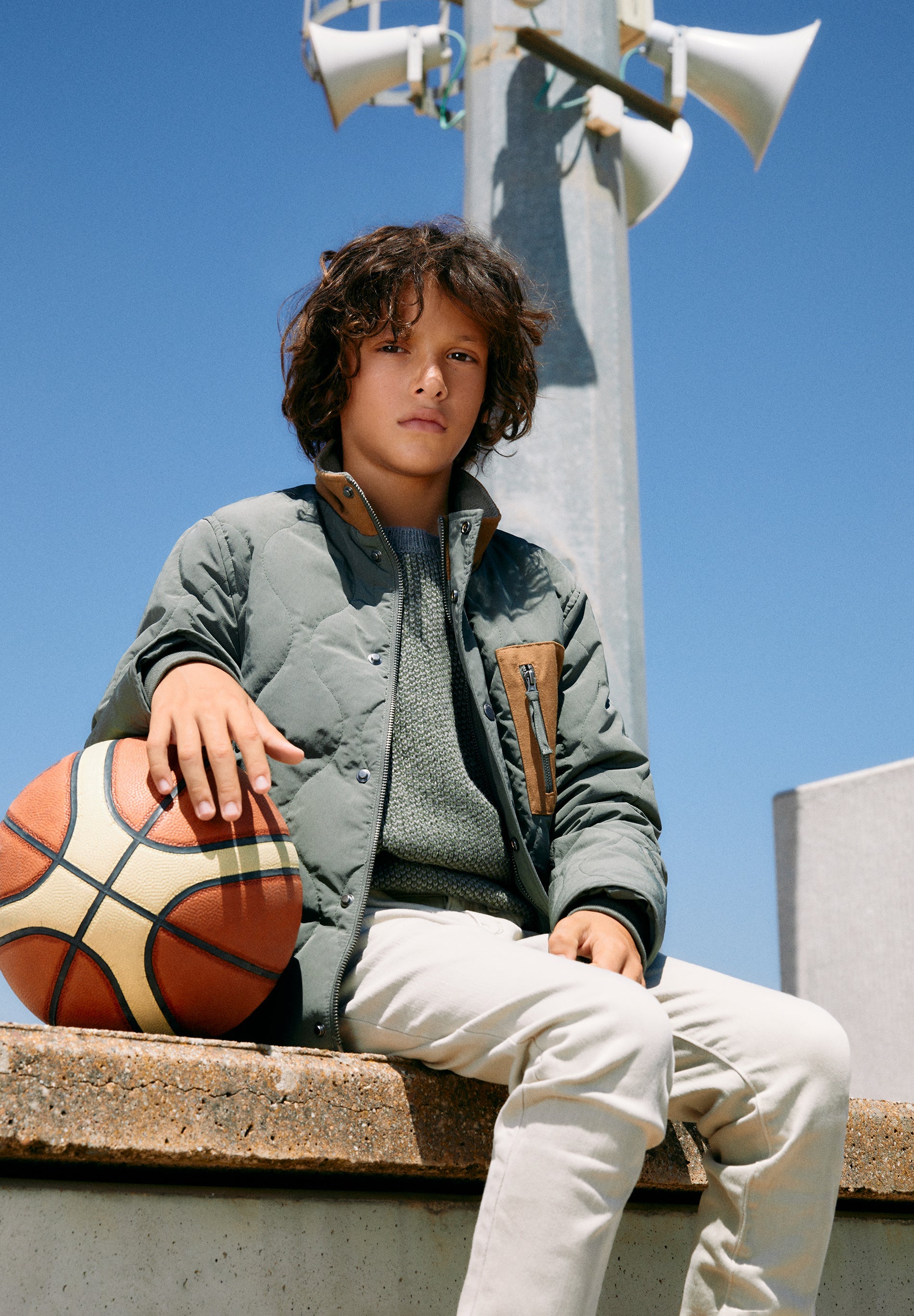 CHAQUETA BOLSILLO CONTRASTE