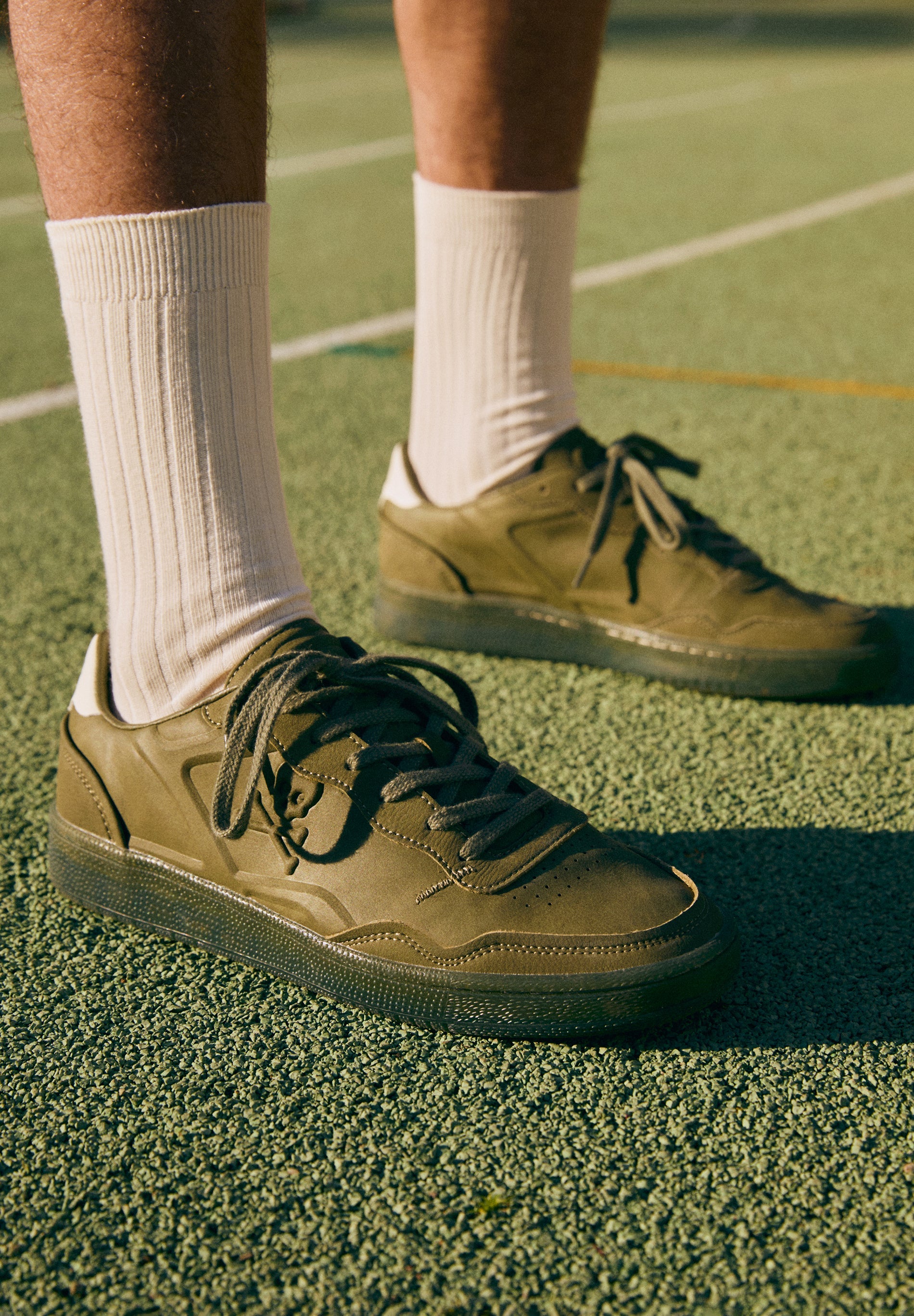 SNEAKERS NAPA DETALLE RELIEVE