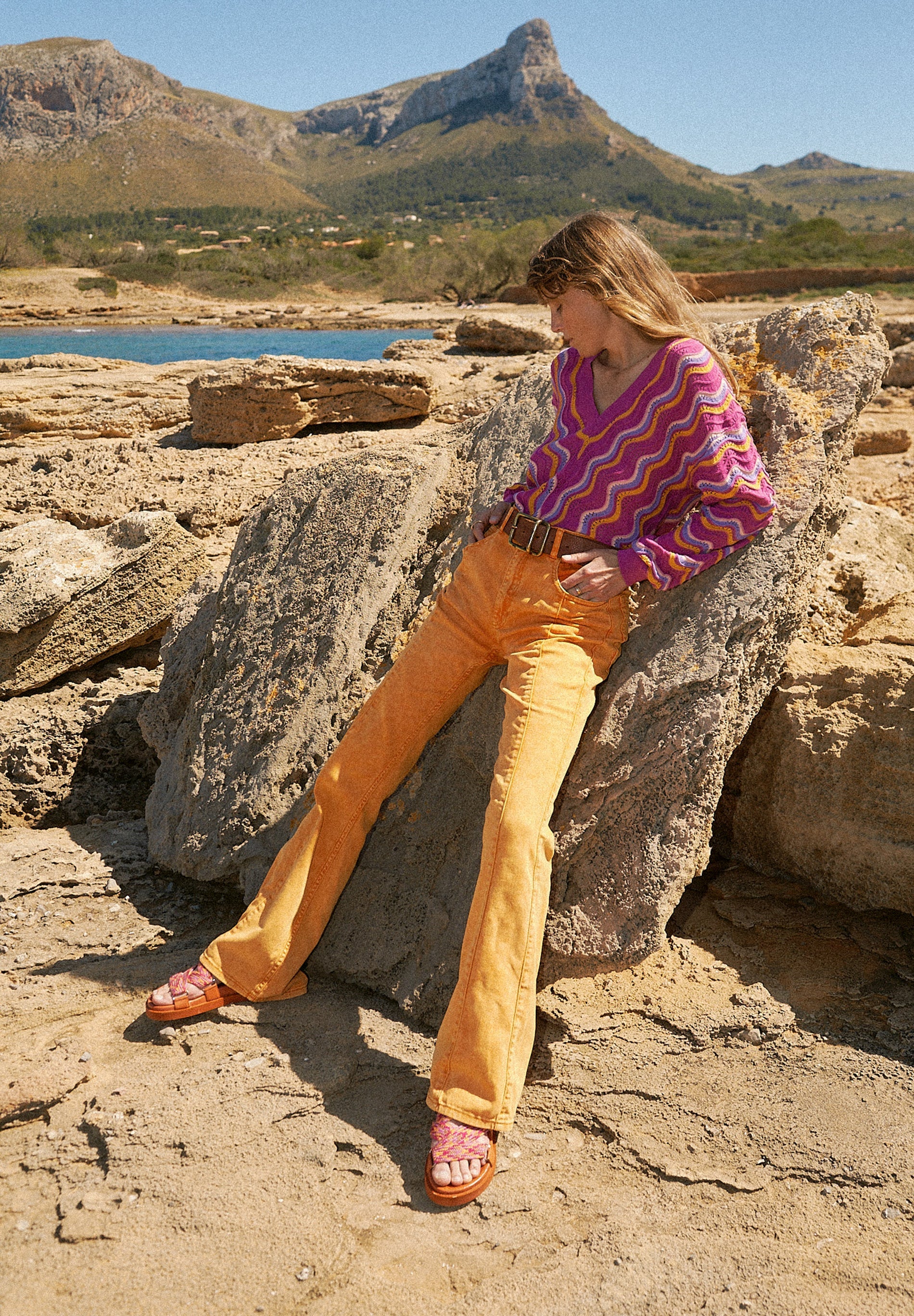 JEANS EFECTO LAVADO BOOTCUT