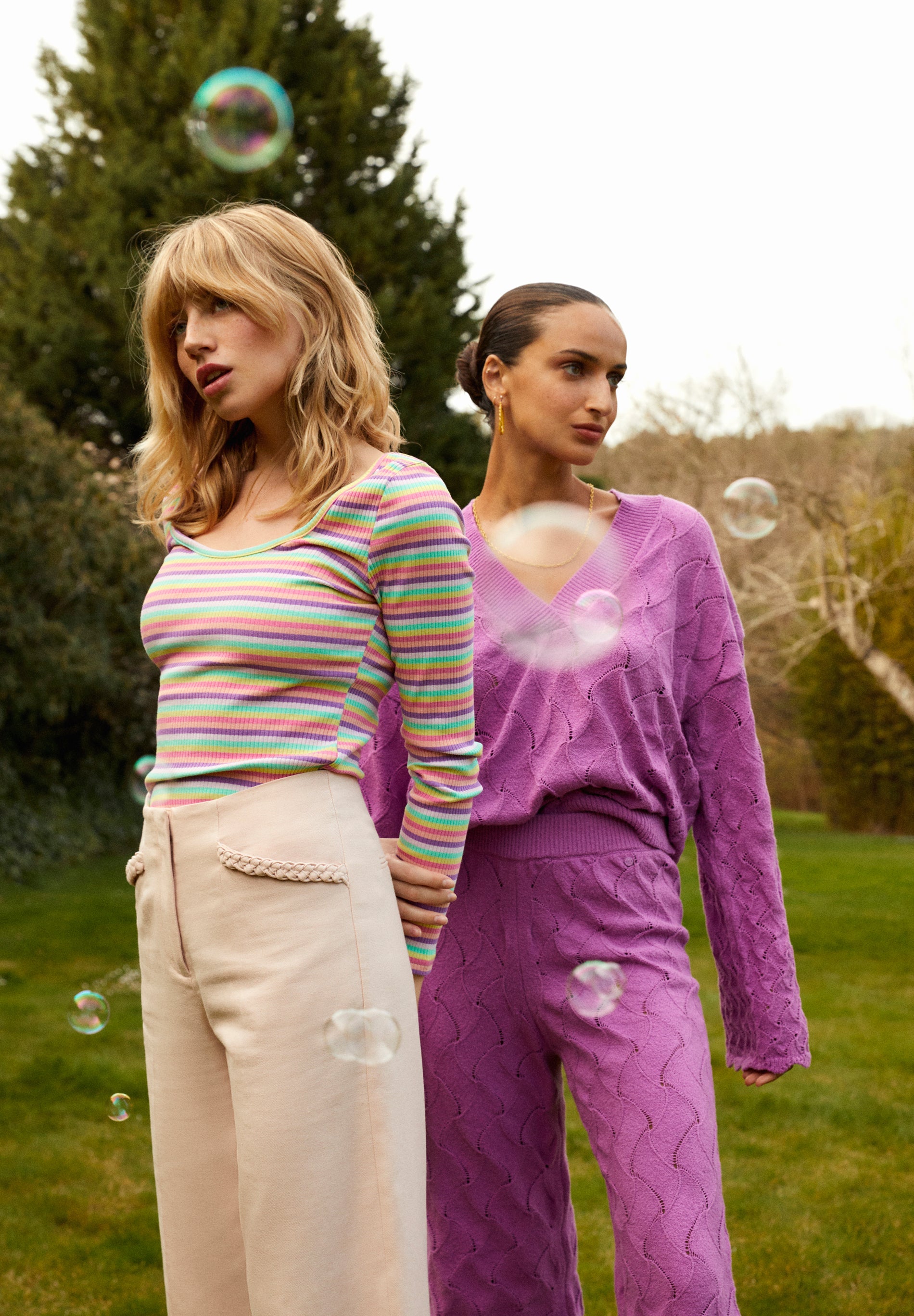 CAMISETA RAYAS MULTICOLOR