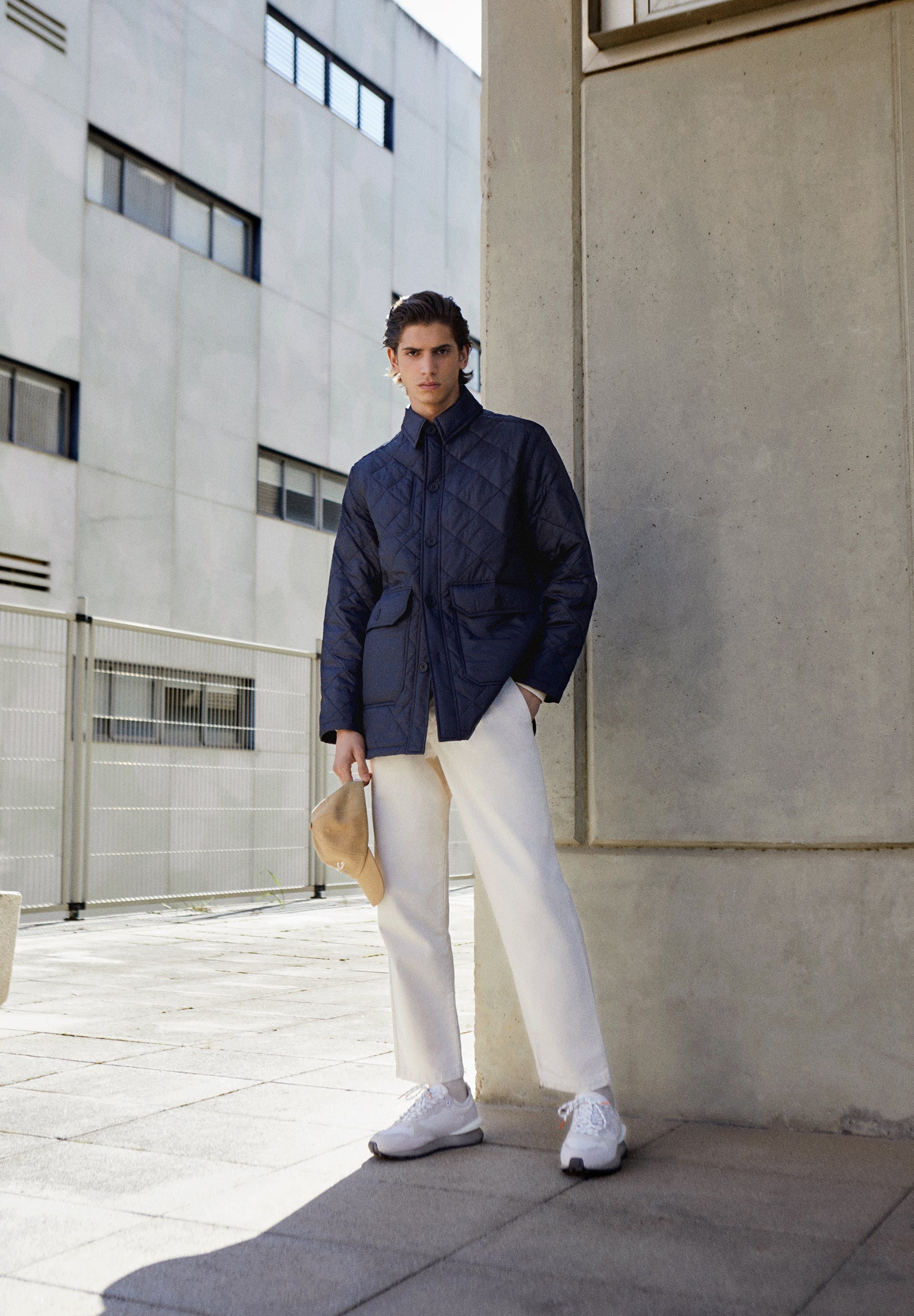 SNEAKERS CALAVERA ESTABILIZADOR