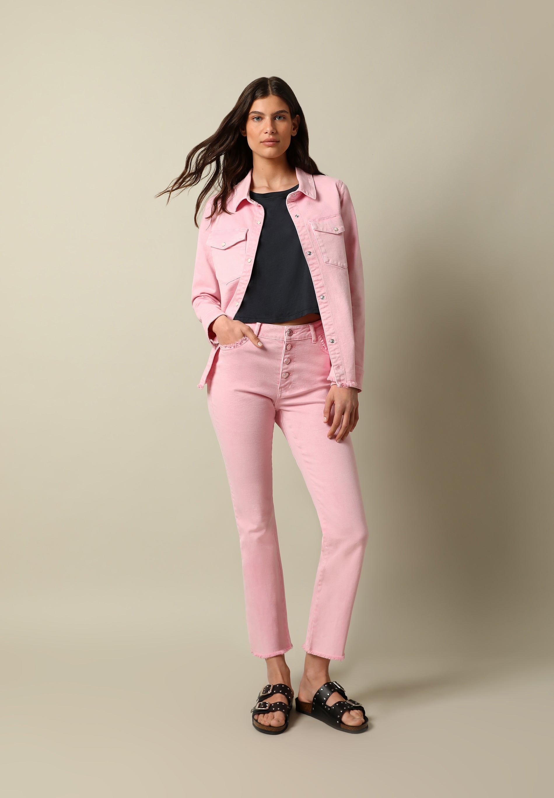 PANTALÓN DENIM ANKLE FLARE