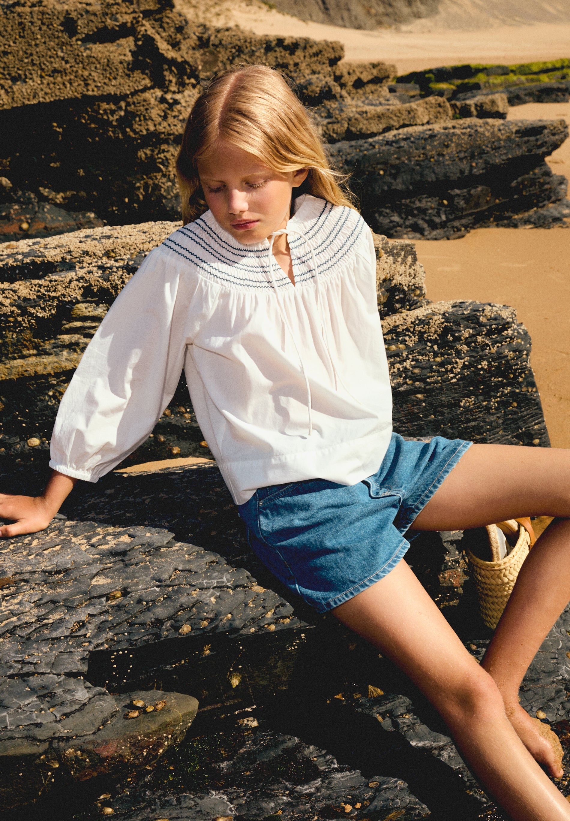BLUSA CUELLO NIDO DE ABEJA