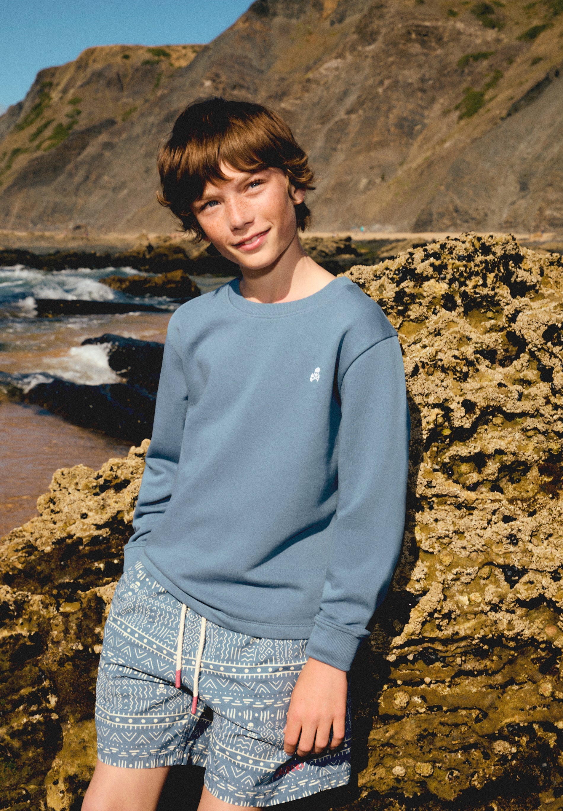 SUDADERA PRINT CONTRASTE