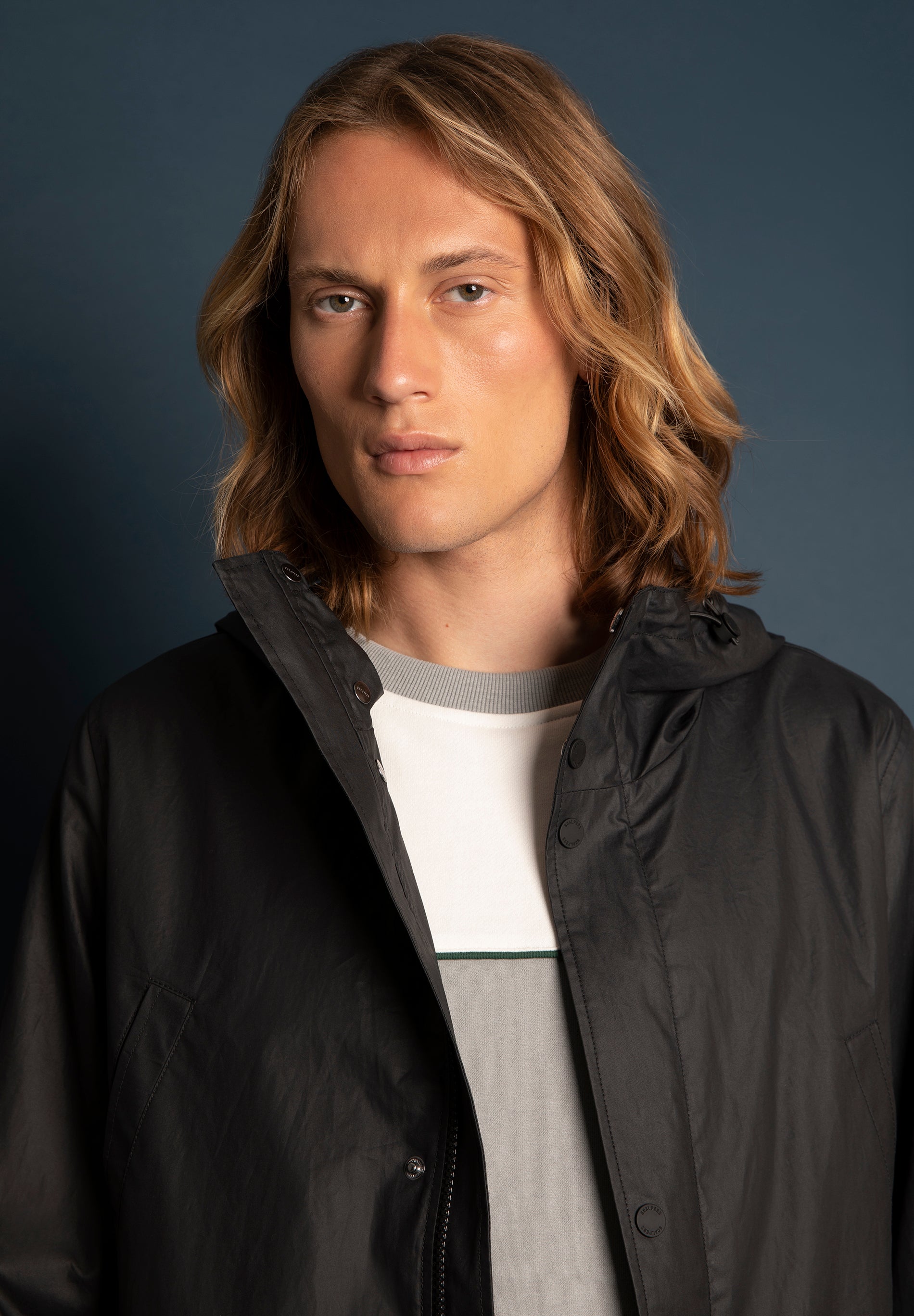 PARKA ENCERADA CAPUCHA