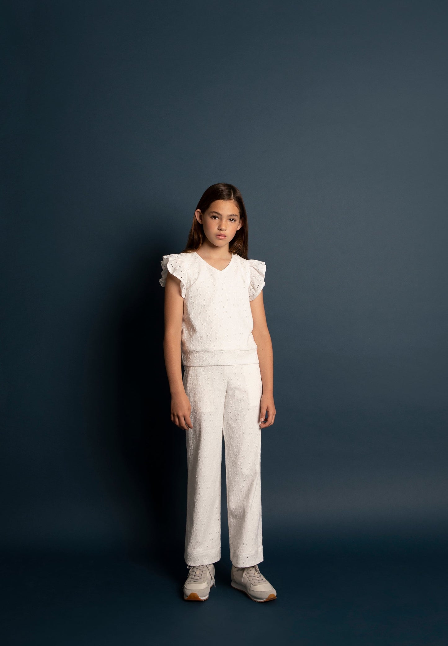 TOP VOLANTES DETALLES CALADOS