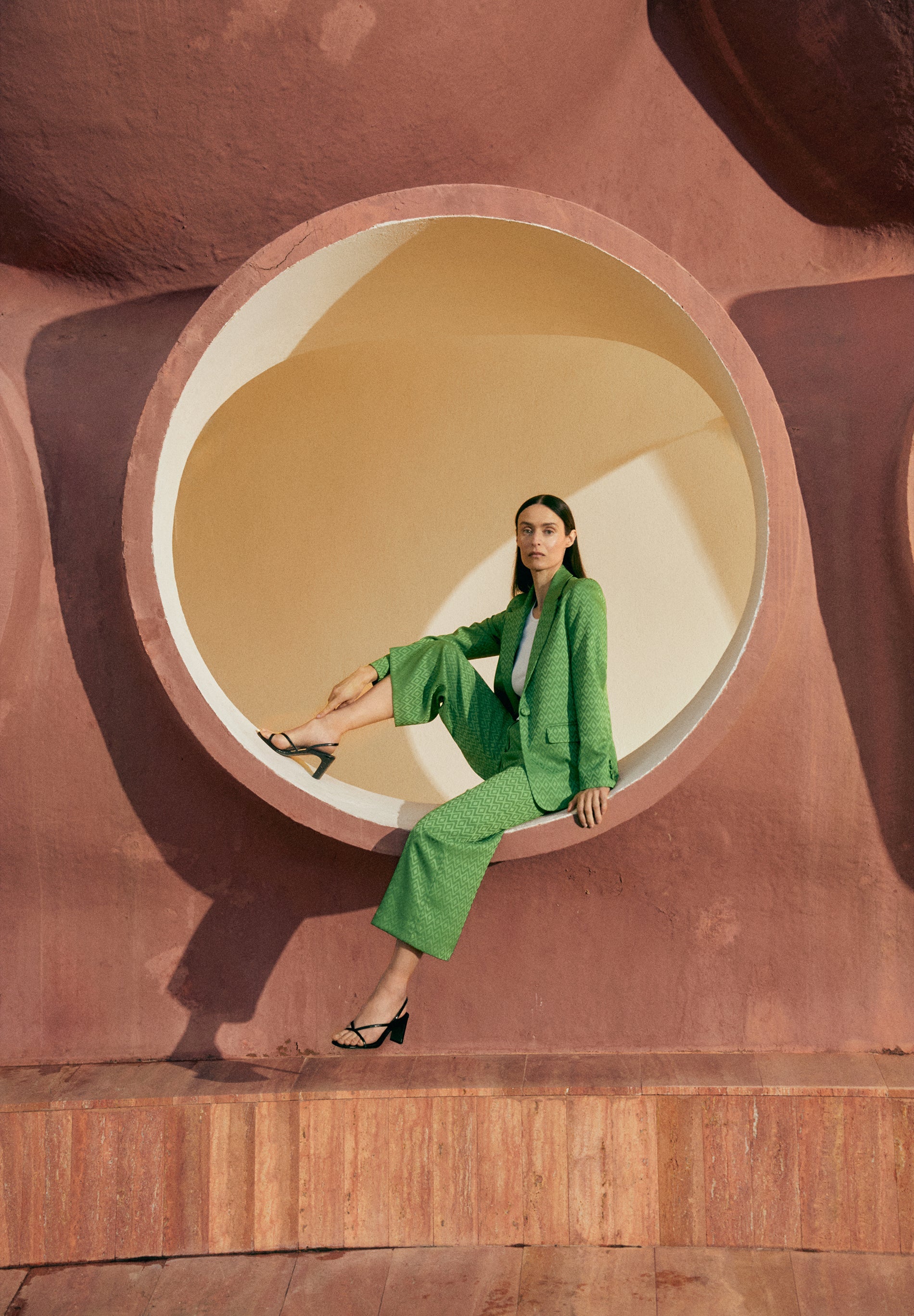 PANTALÓN TEJIDO JACQUARD