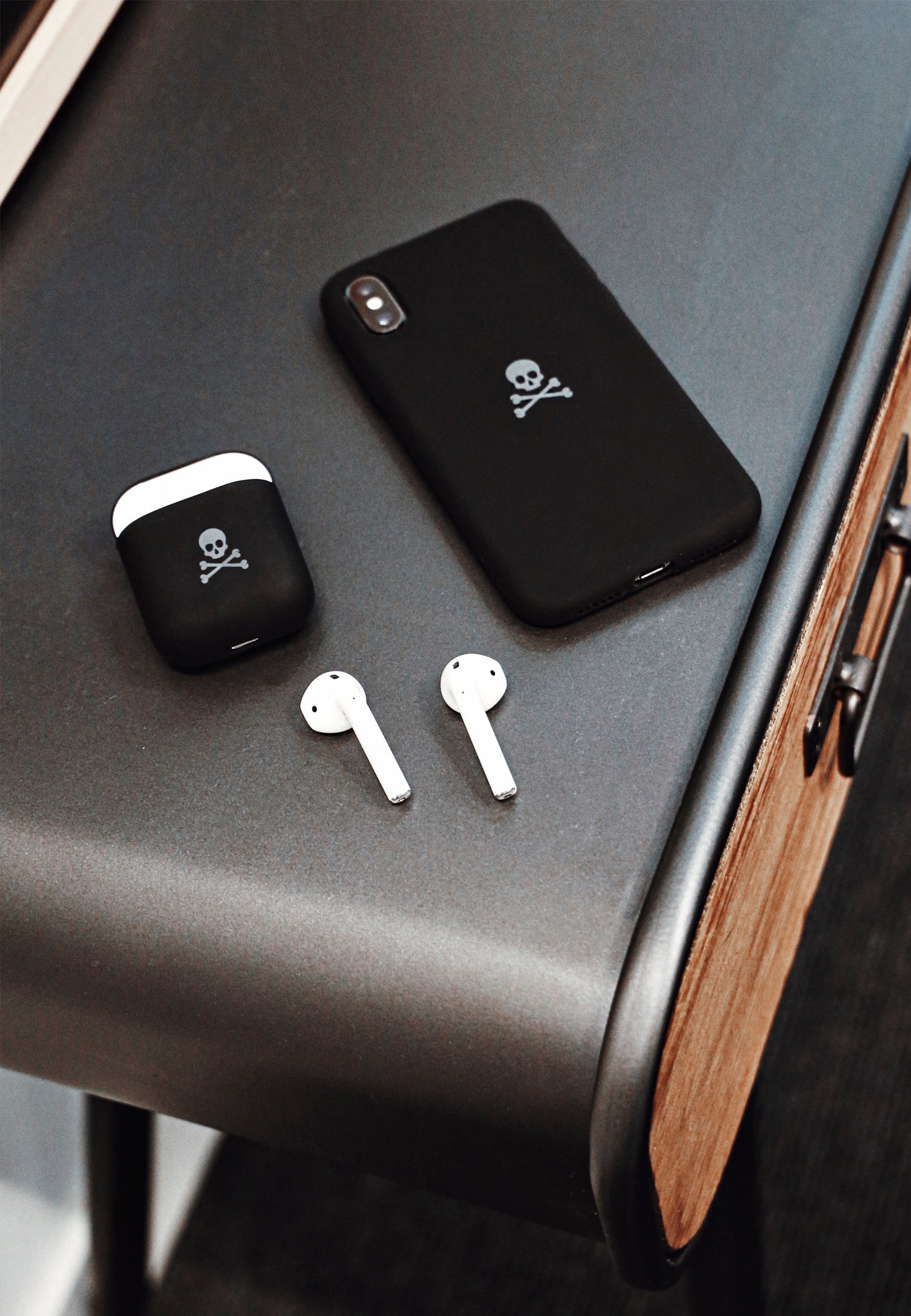 FUNDA AIRPODS SCALPERS