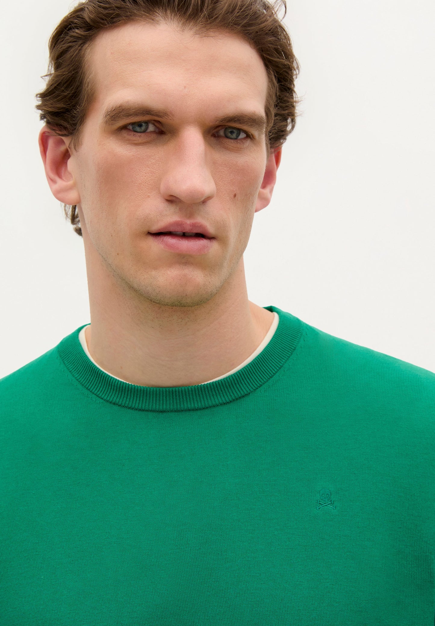 JERSEY CUELLO REDONDO CALAVERA