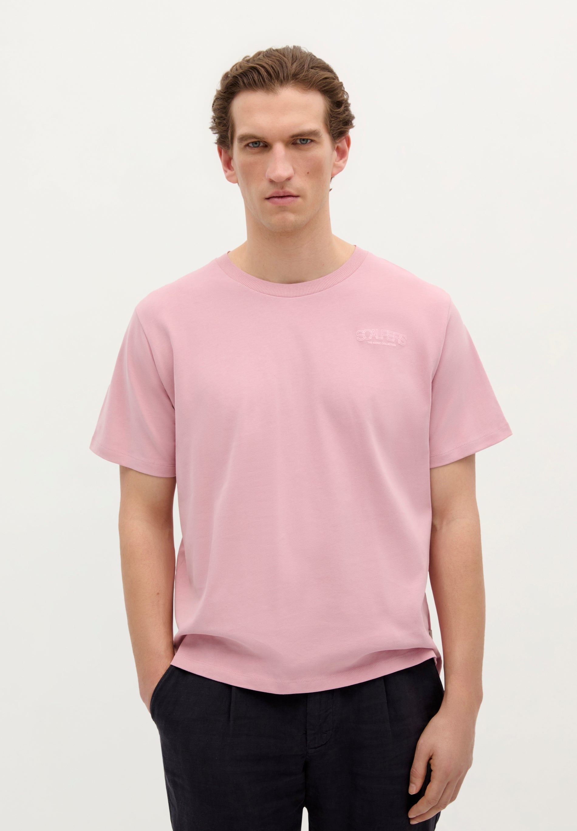 CAMISETA LOGO RELIEVE