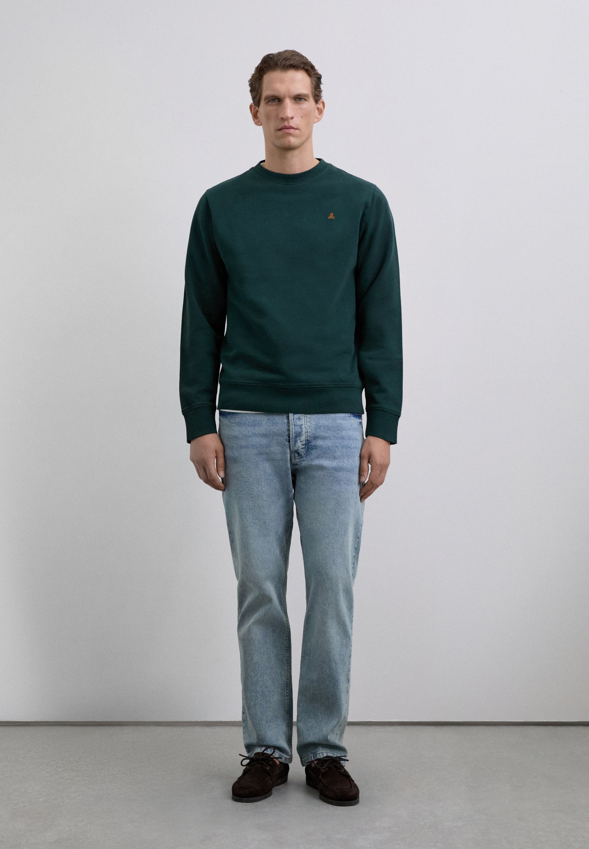 POLERÓN BORDADA CONTRASTE ALGODÓN