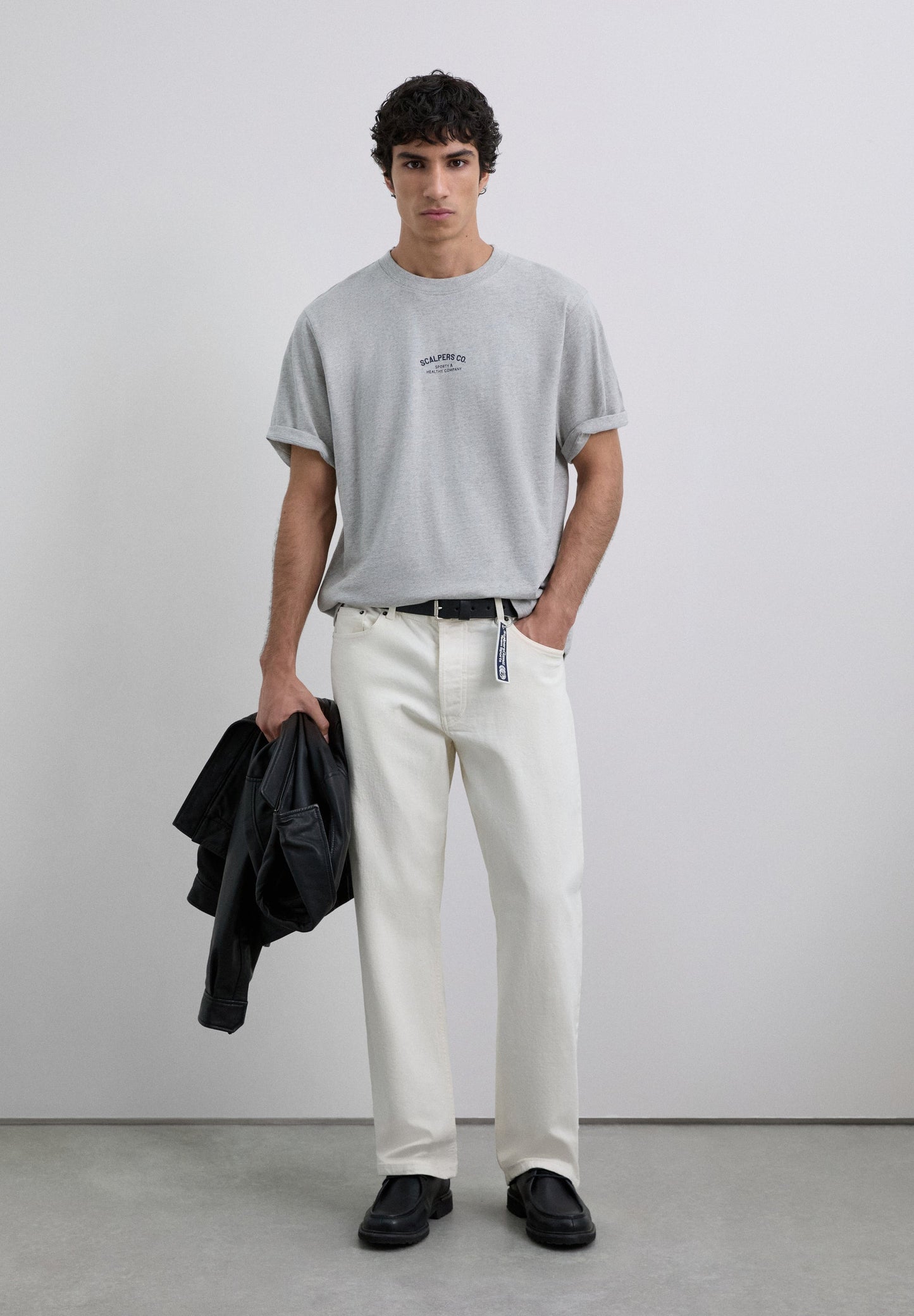 POLERA PRINT LOGO CONTRASTE