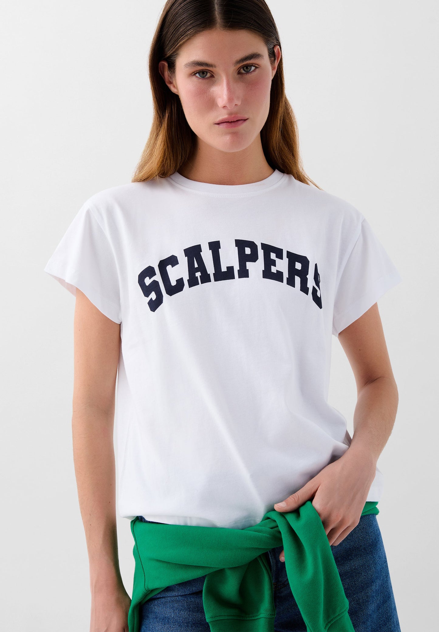 POLERA PRINT LOGO FRONTAL