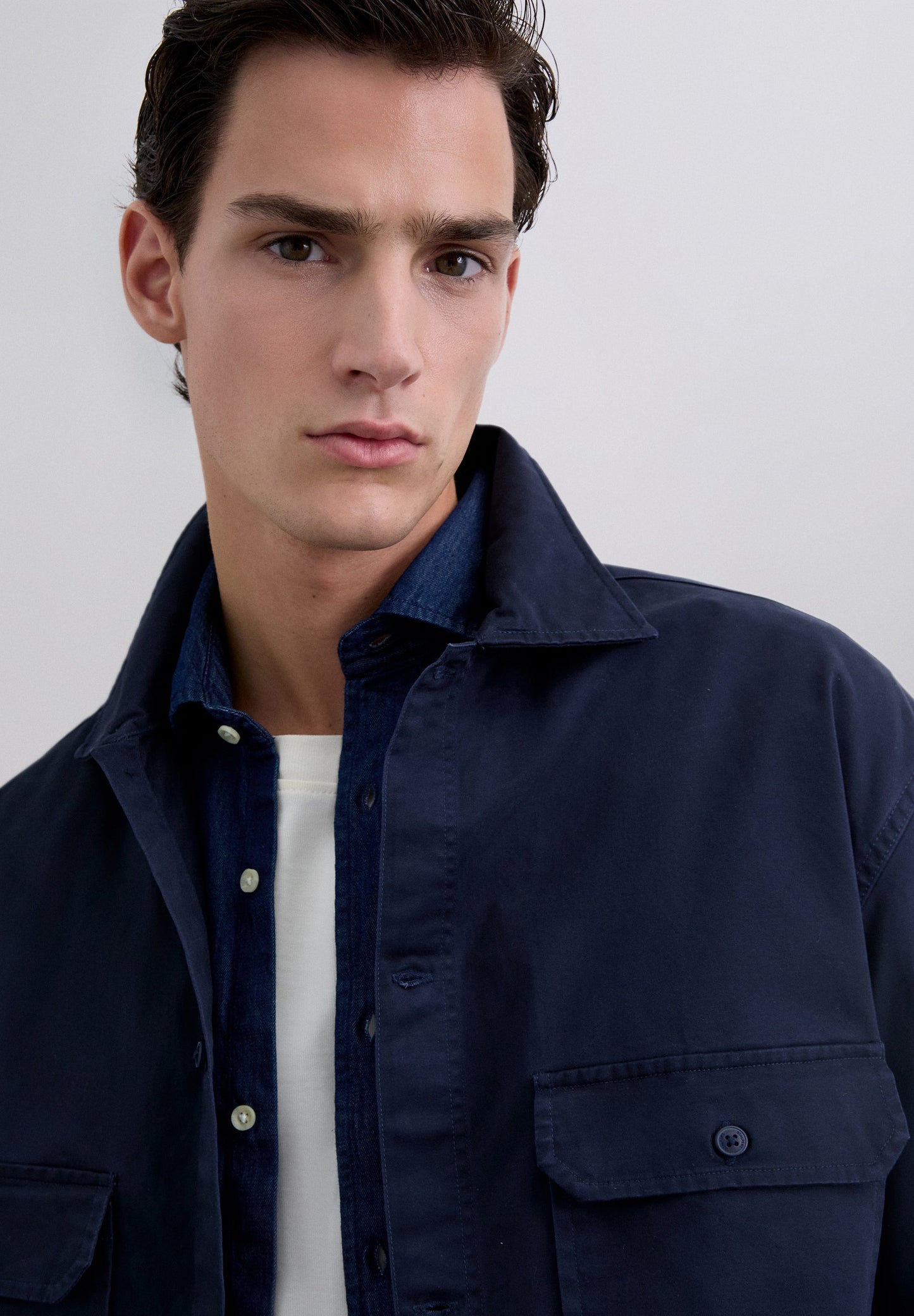 SOBRECAMISA BÁSICA CUELLO CLÁSICO