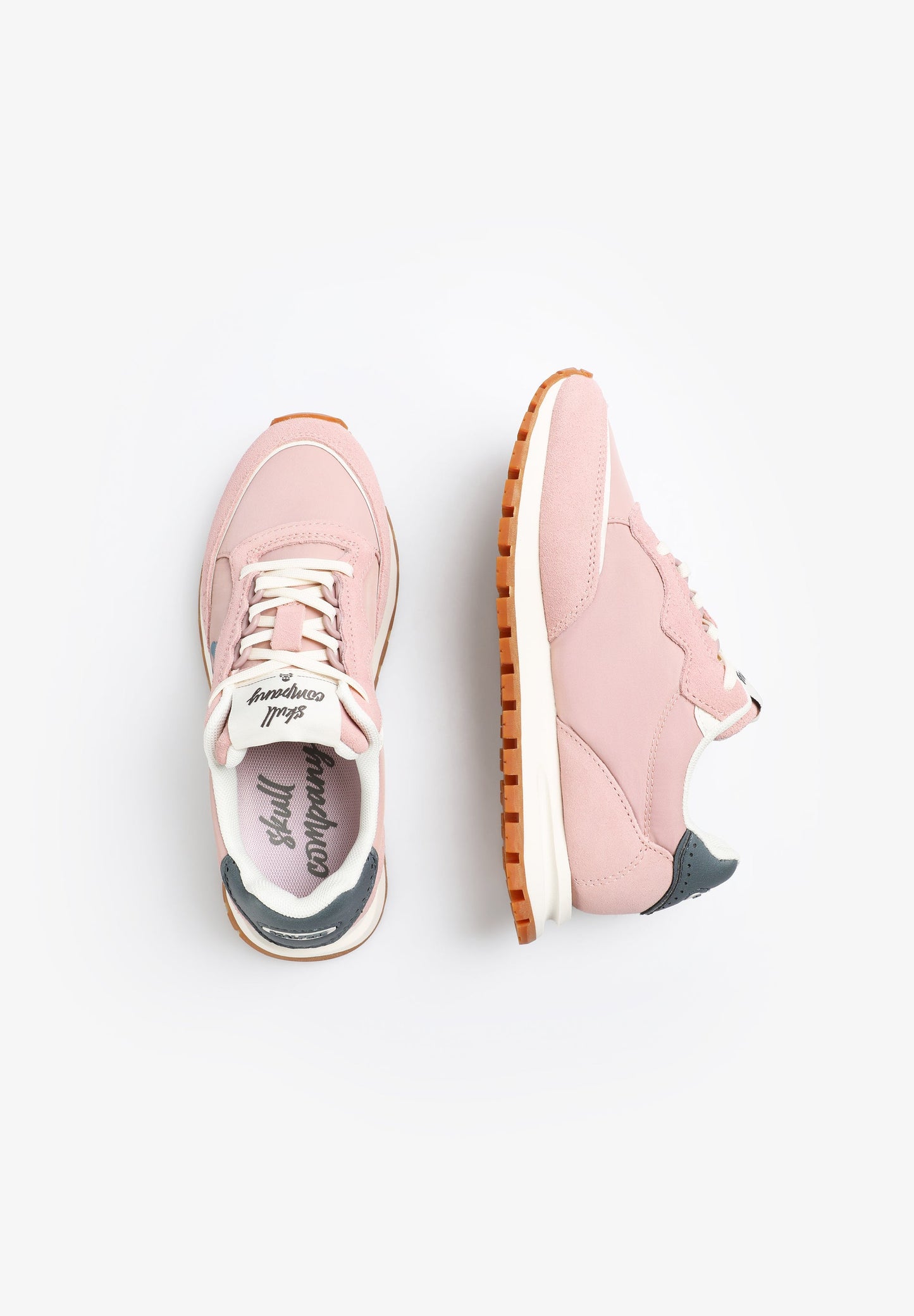 SNEAKERS CALAVERA SUELA PRONUNCIADA