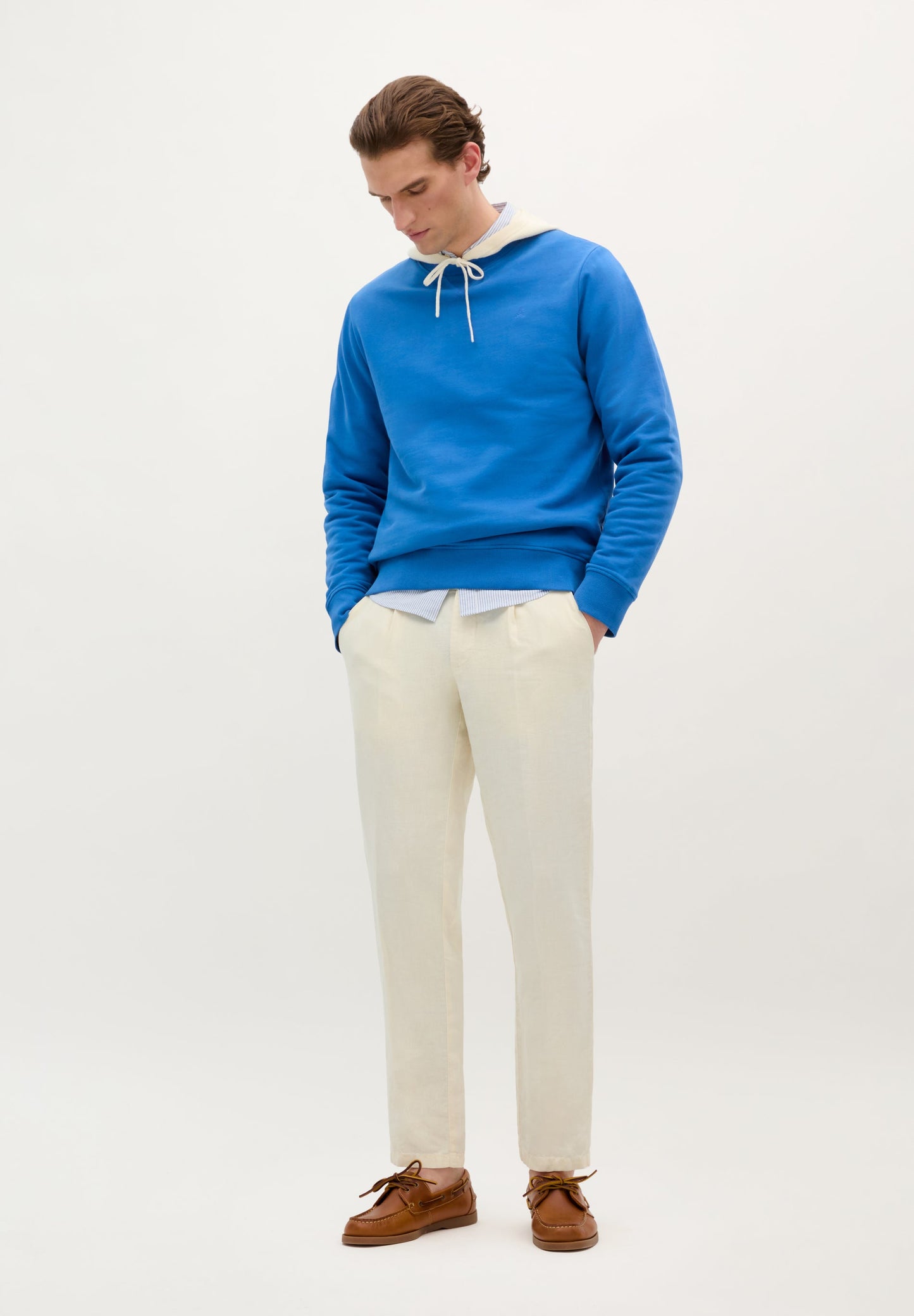 POLERÓN BÁSICO CALAVERA BORDADA