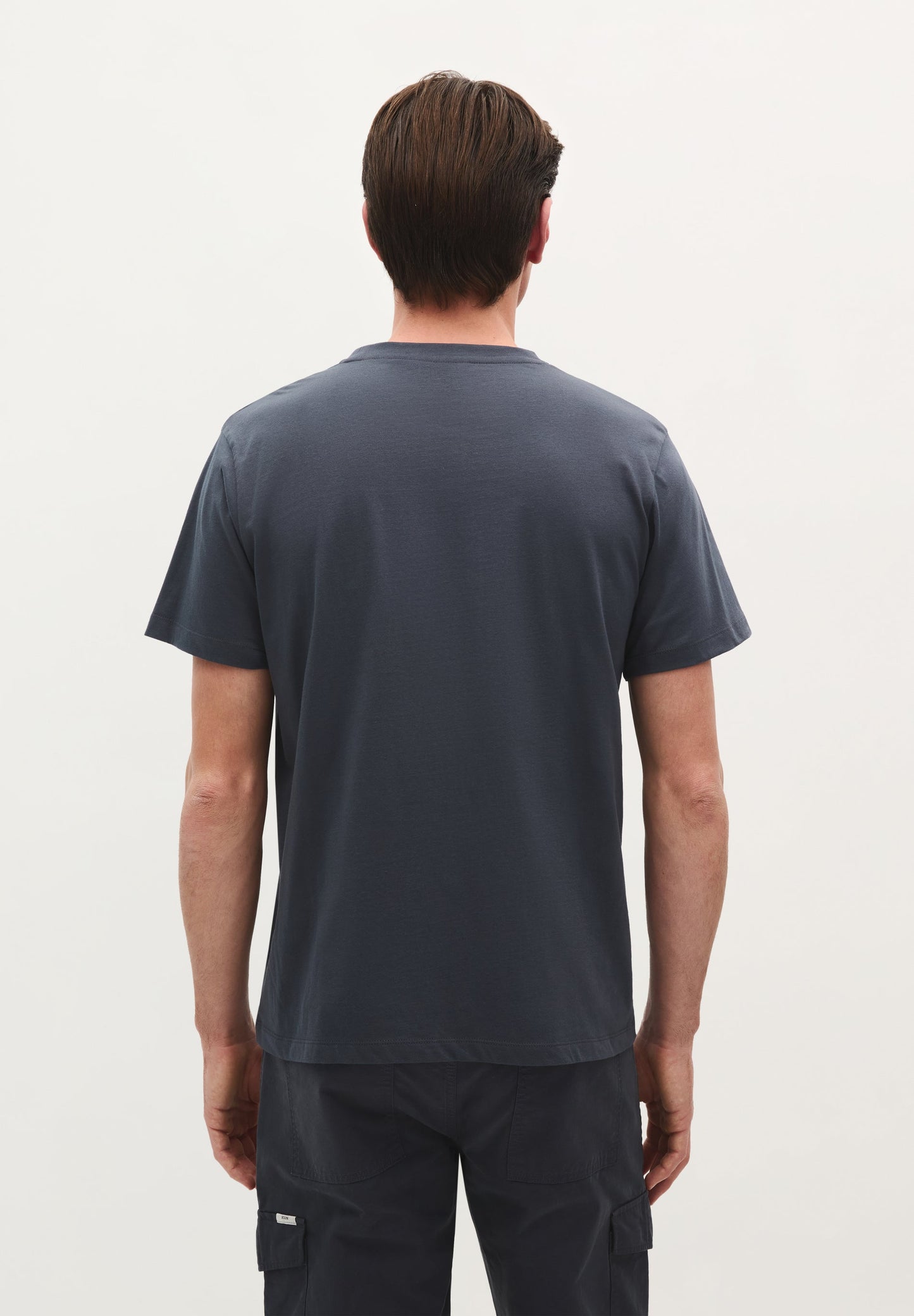 POLERA BOLSILLO BORDADO