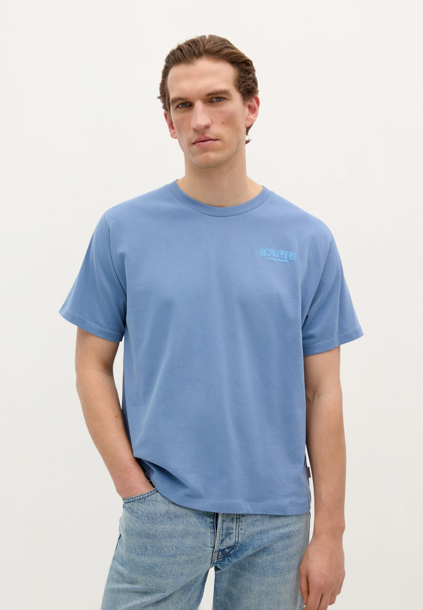 CAMISETA LOGO RELIEVE