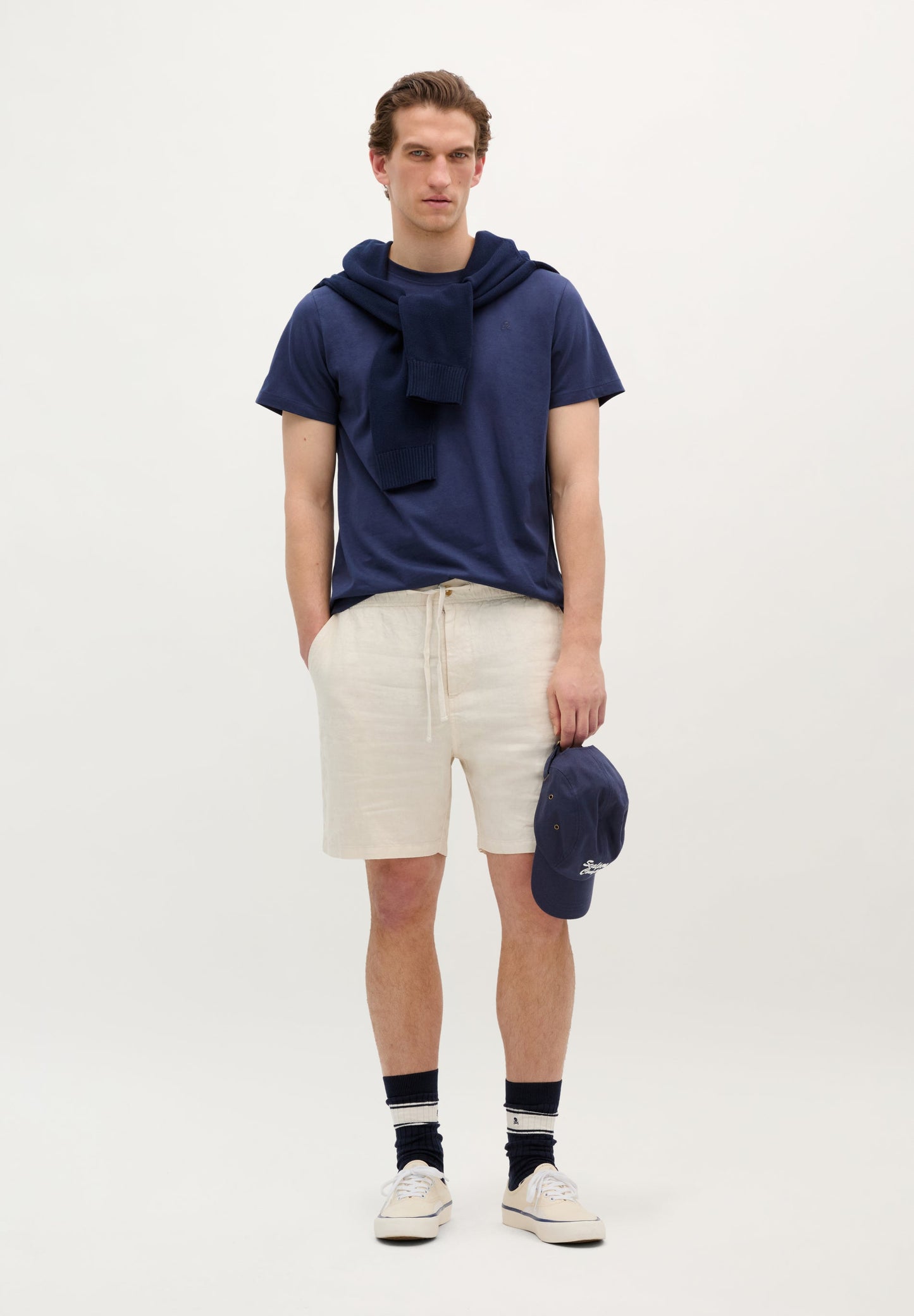 POLERA BÁSICA CALAVERA