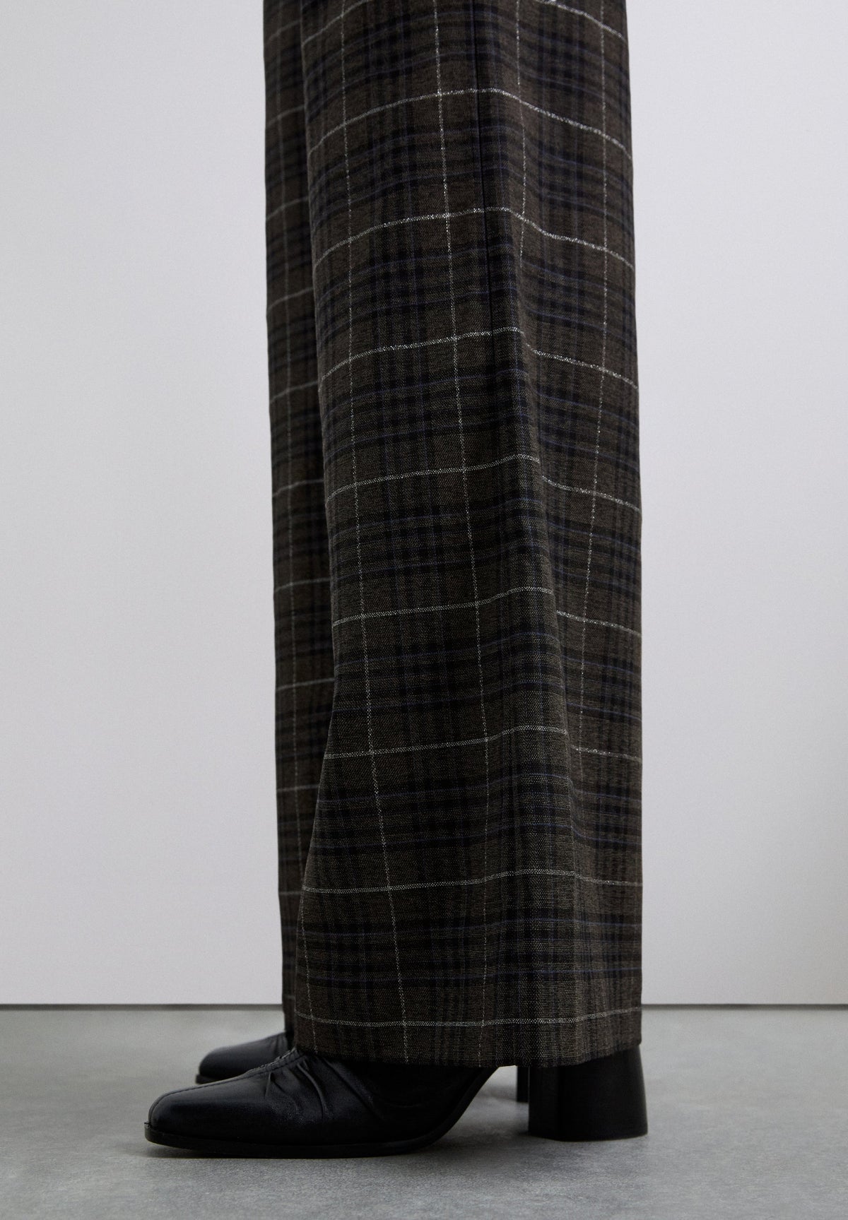 PANTALÓN RECTO CUADROS