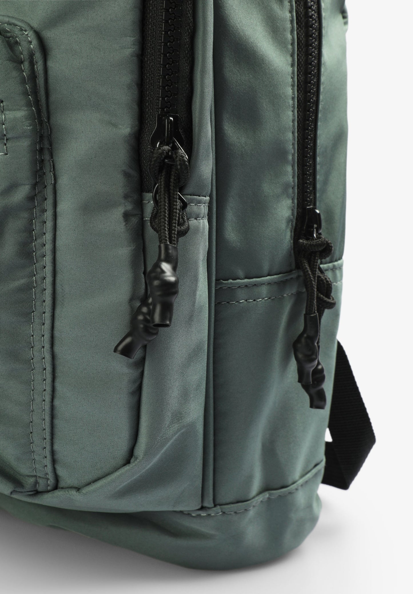 MOCHILA BÁSICA CALAVERA