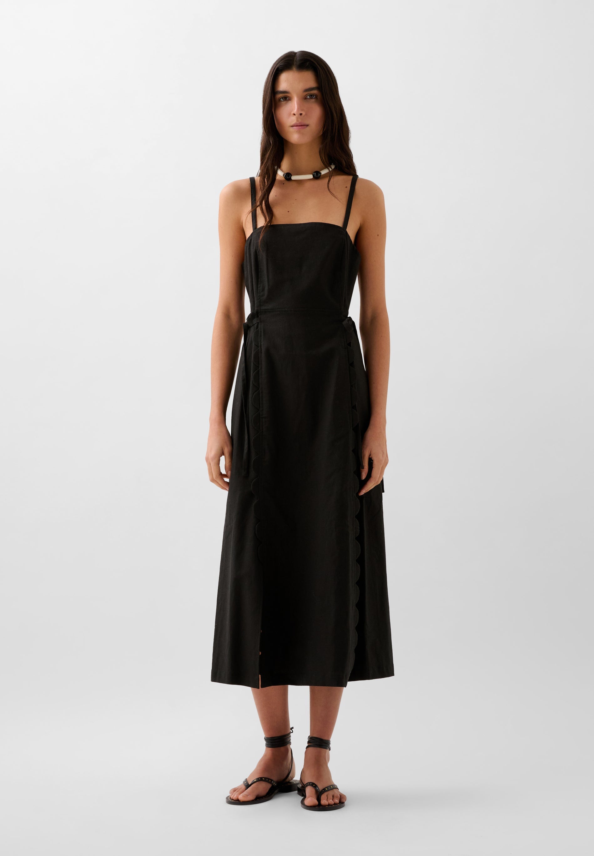 VESTIDO ABERTURA LAZOS