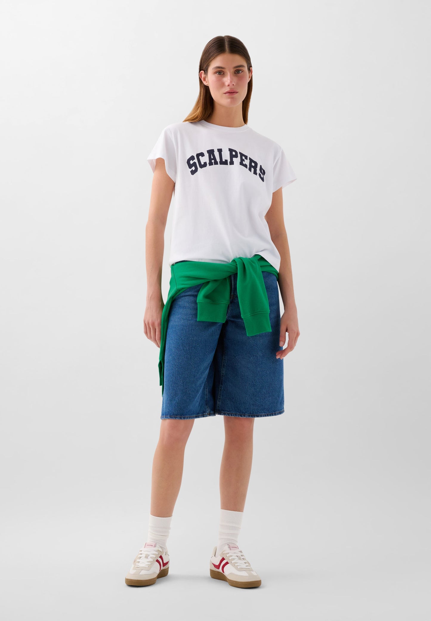 POLERA PRINT LOGO FRONTAL