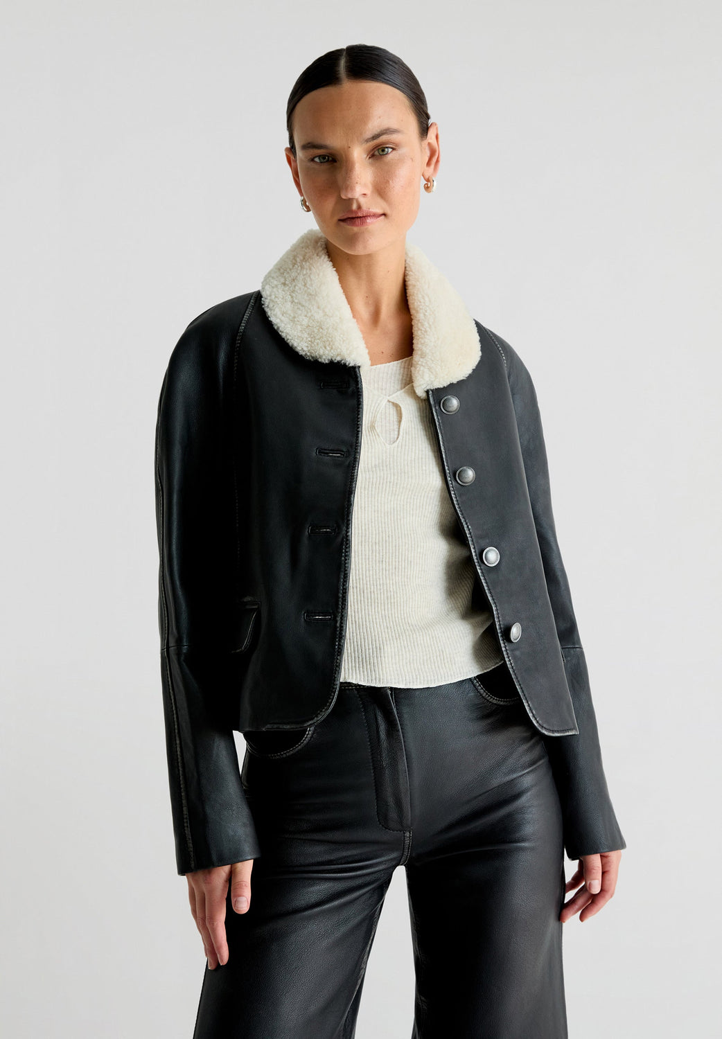 CHAQUETA PIEL CUELLO BORREGO - Main Image