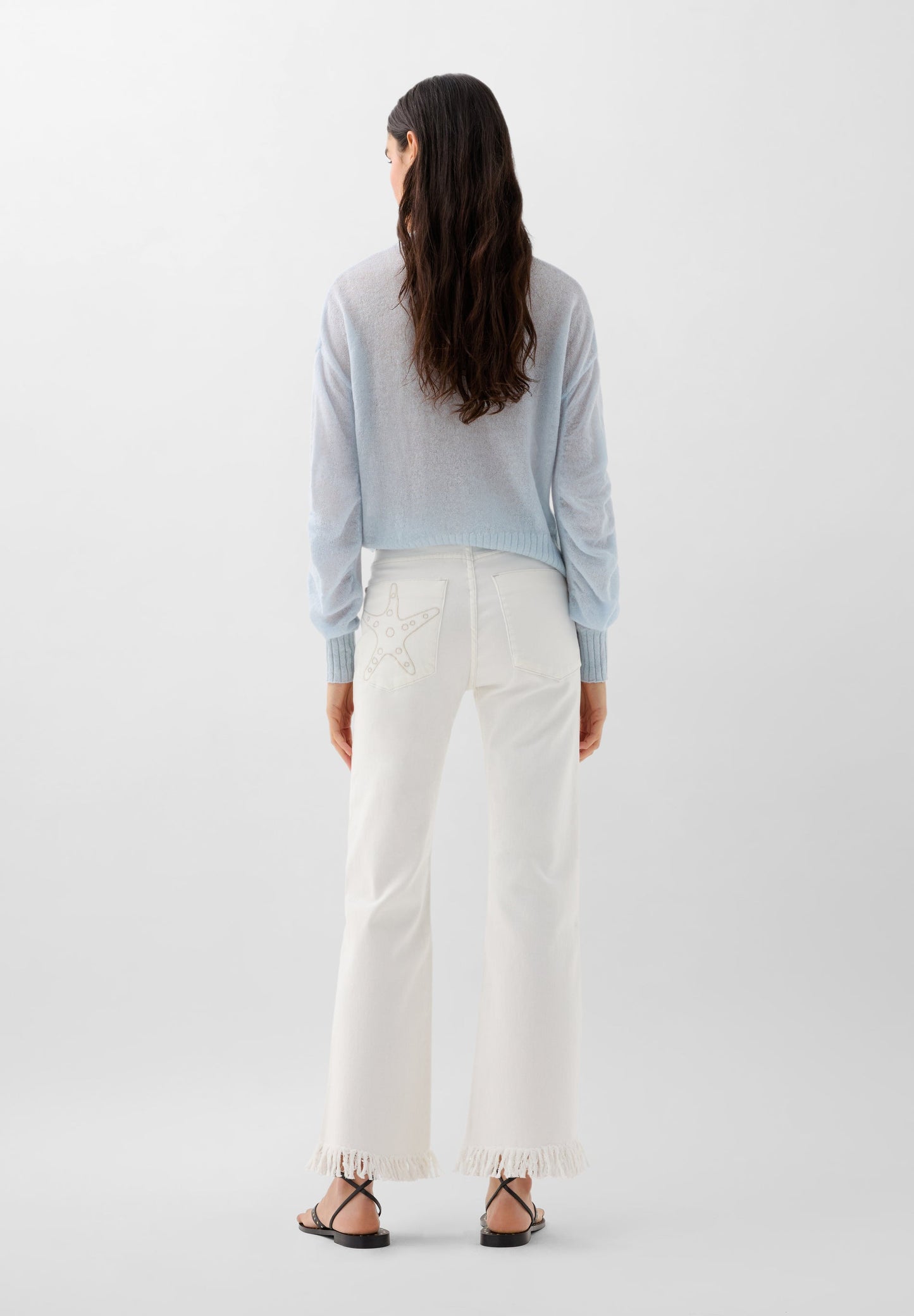 PANTALÓN VAQUERO FLECOS BORDADO