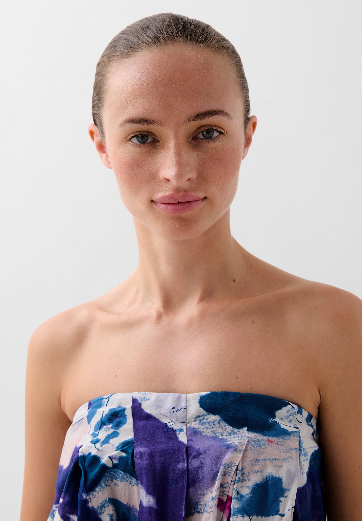 VESTIDO BANDEAU PRINT FLUIDO