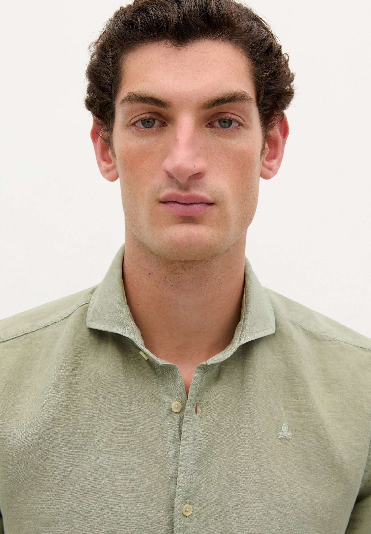 CAMISA LINO CALAVERA