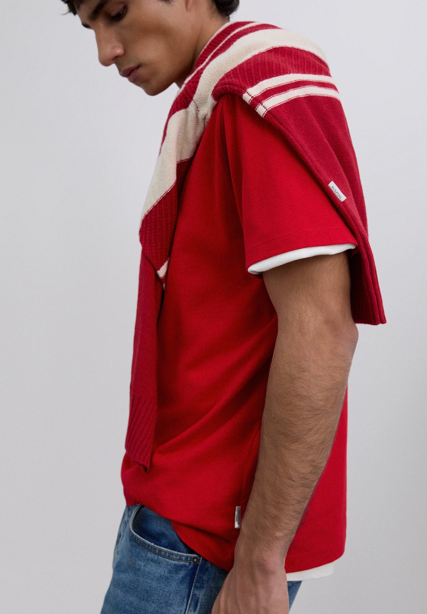 POLERA CALAVERA BORDADA