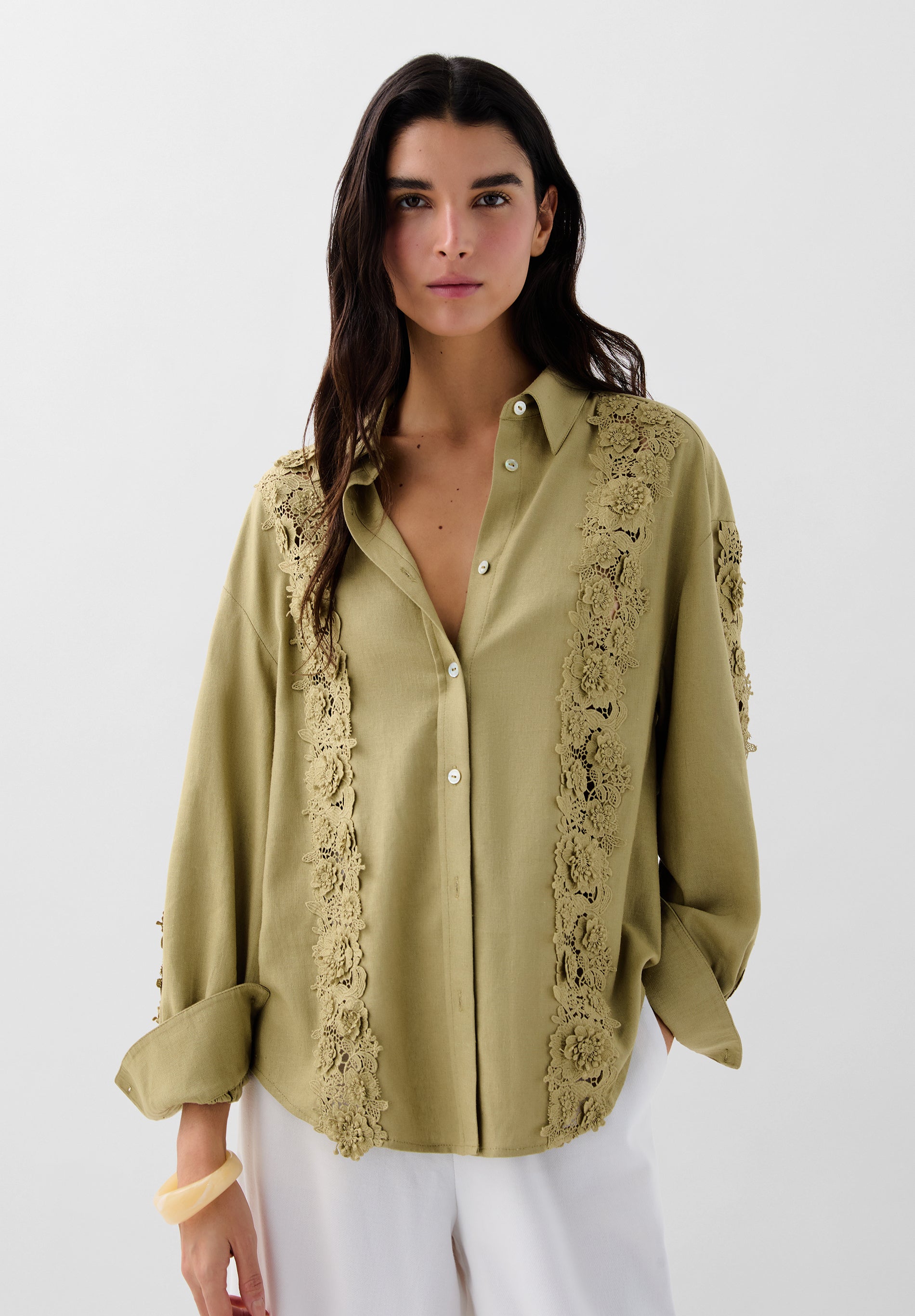 CAMISA DETALLES ENCAJE