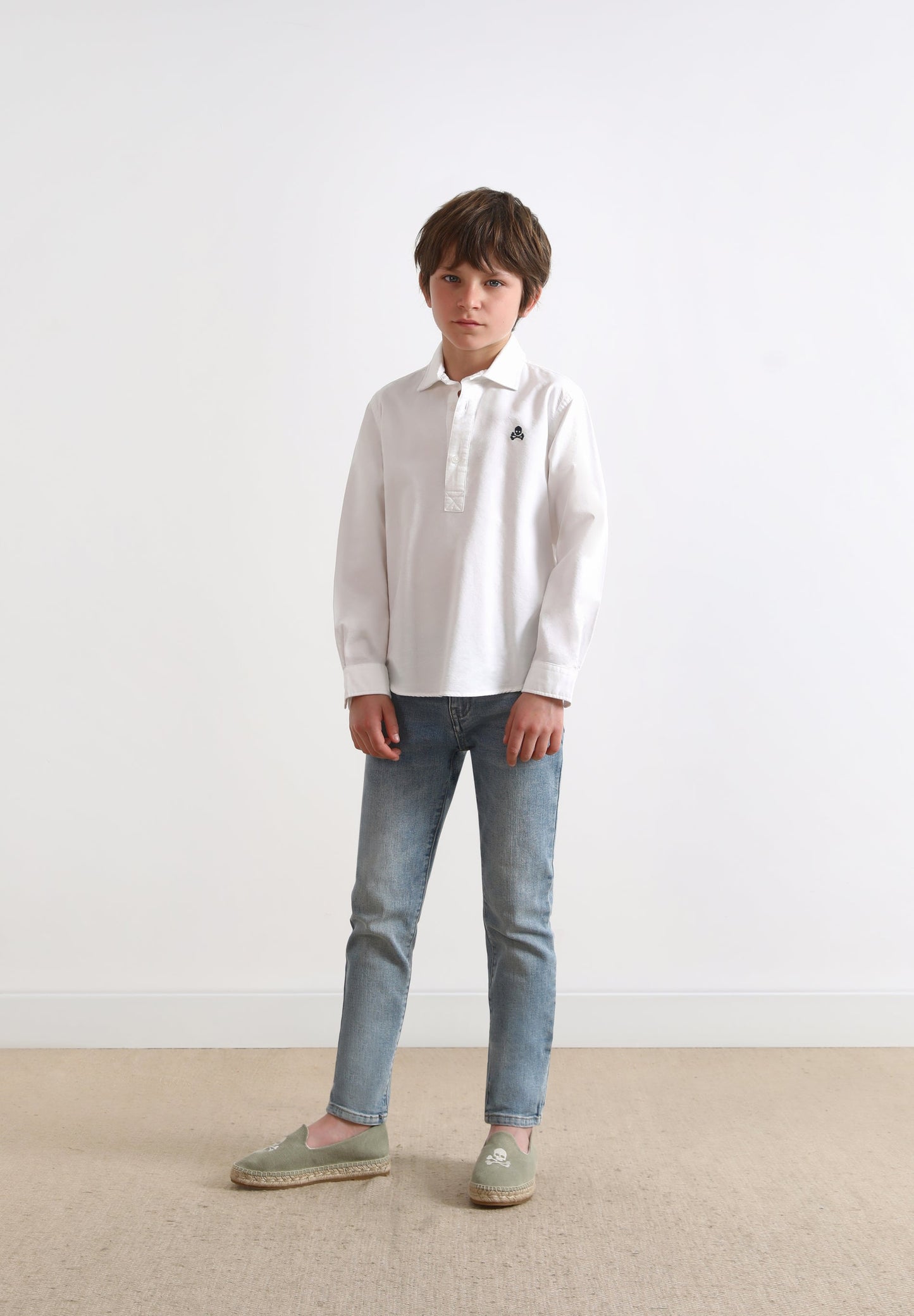 POLERA OXFORD CALAVERA CONTRASTE